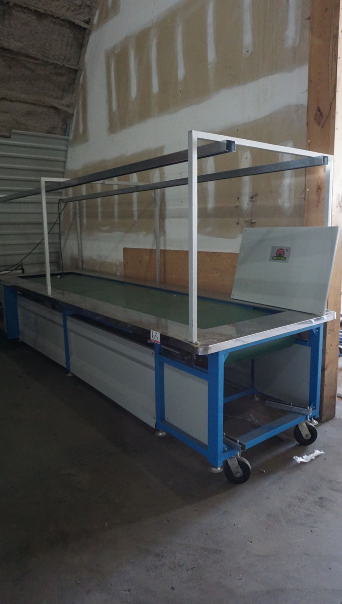 2014 QIFENG QF-316 (4000X1200X1800MM) APPROX. 30" X 12' POWERED CONVEYOR SYSTEM, S/N QF140631601 (