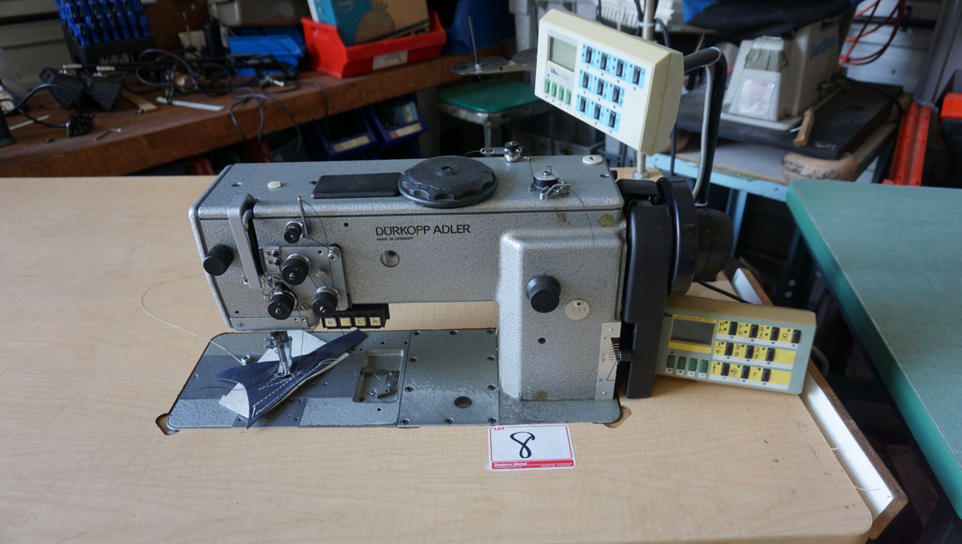 DURKOPP ADLER 767-FA-373 RAP SINGLE NEEDLE WALKING FOOT SEWING MACHINE W/ ELKA VARIO CONTROL 720