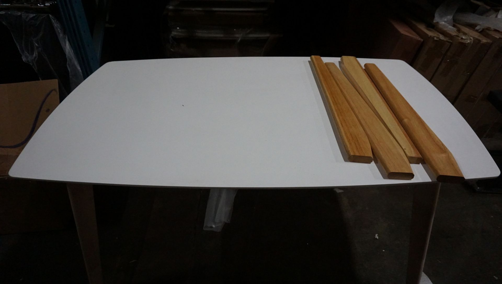 WHITE 59" X 39.5" X 29.5"H DINING TABLE W/ NATURAL WOOD LEGS