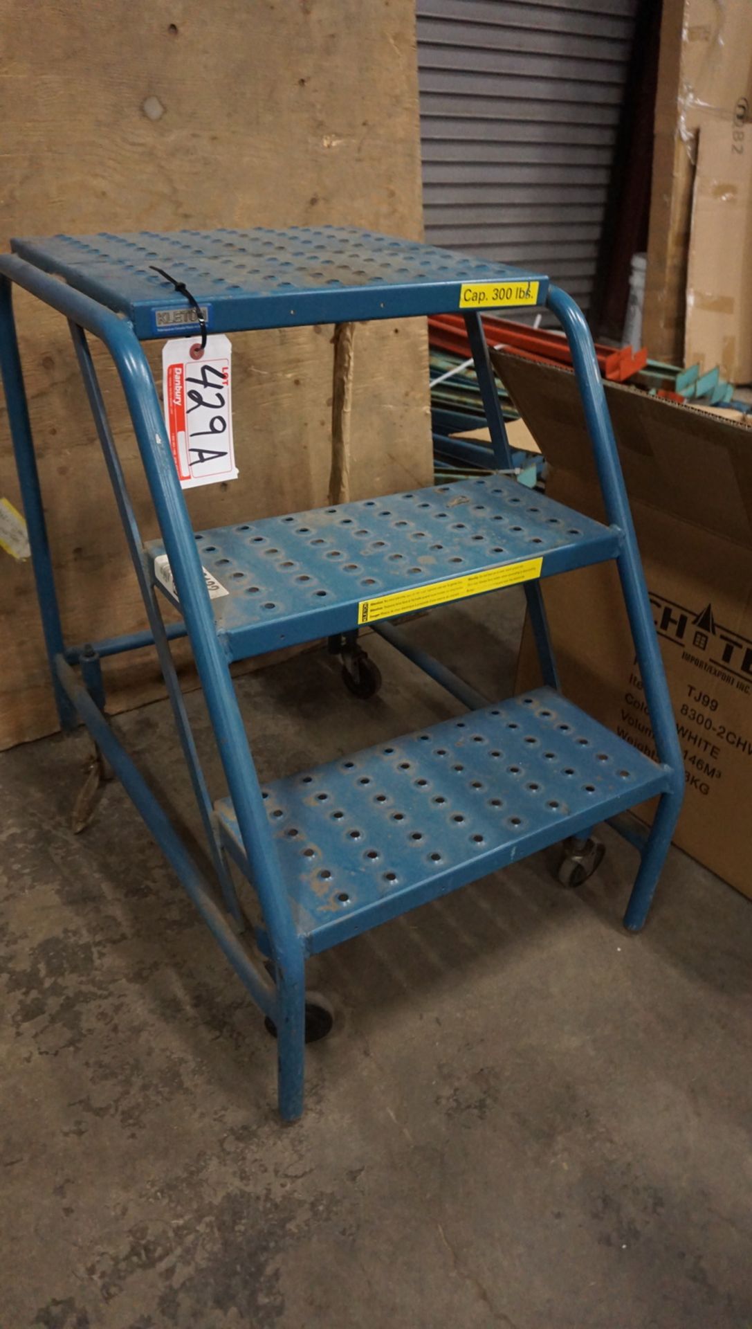 BLUE 3-STEP MOBILE WAREHOUSE LADDER