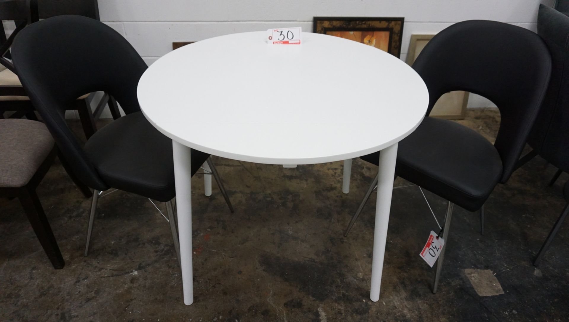 LOT - WHITE ROUND DINING TABLE W/ (2) BLACK DINING CHAIRS W/ CHROME TUBE LEGS