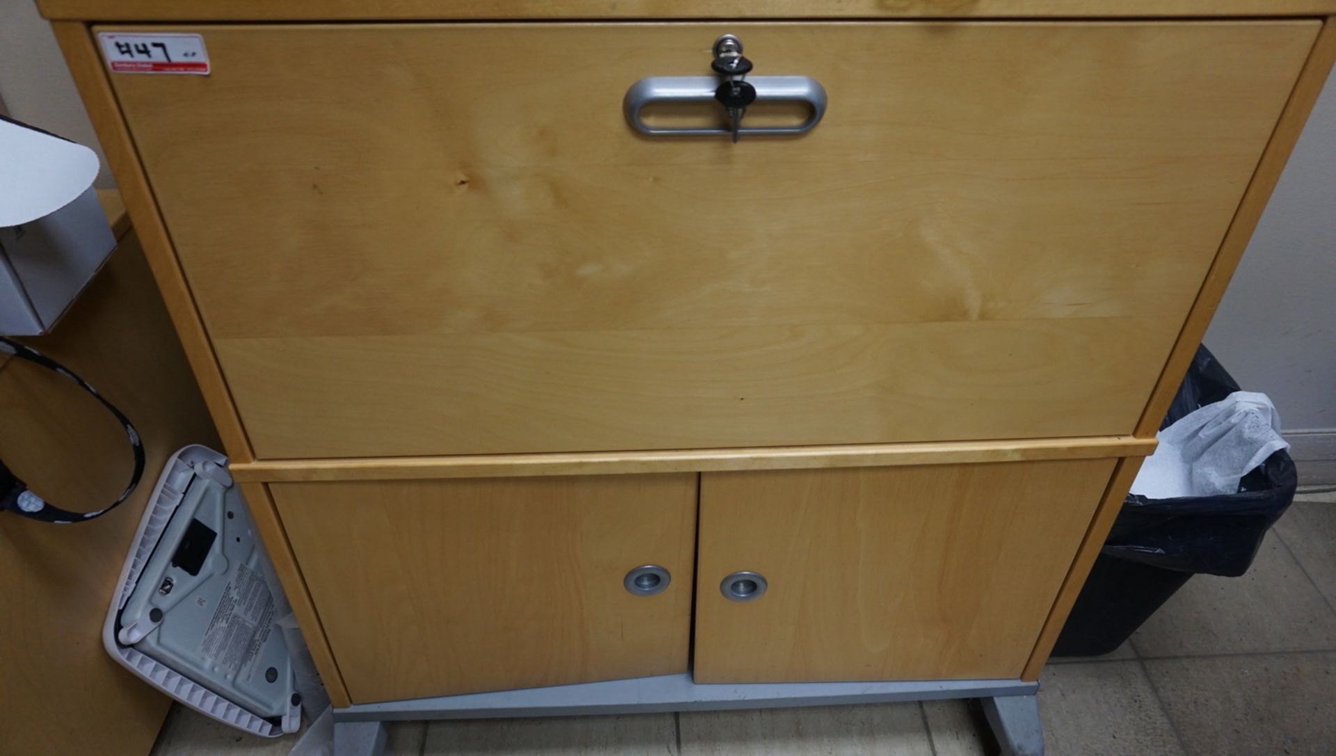 LOT - ASSTD LIGHT BIRCH LATERAL FILE CABINET - Image 3 of 4