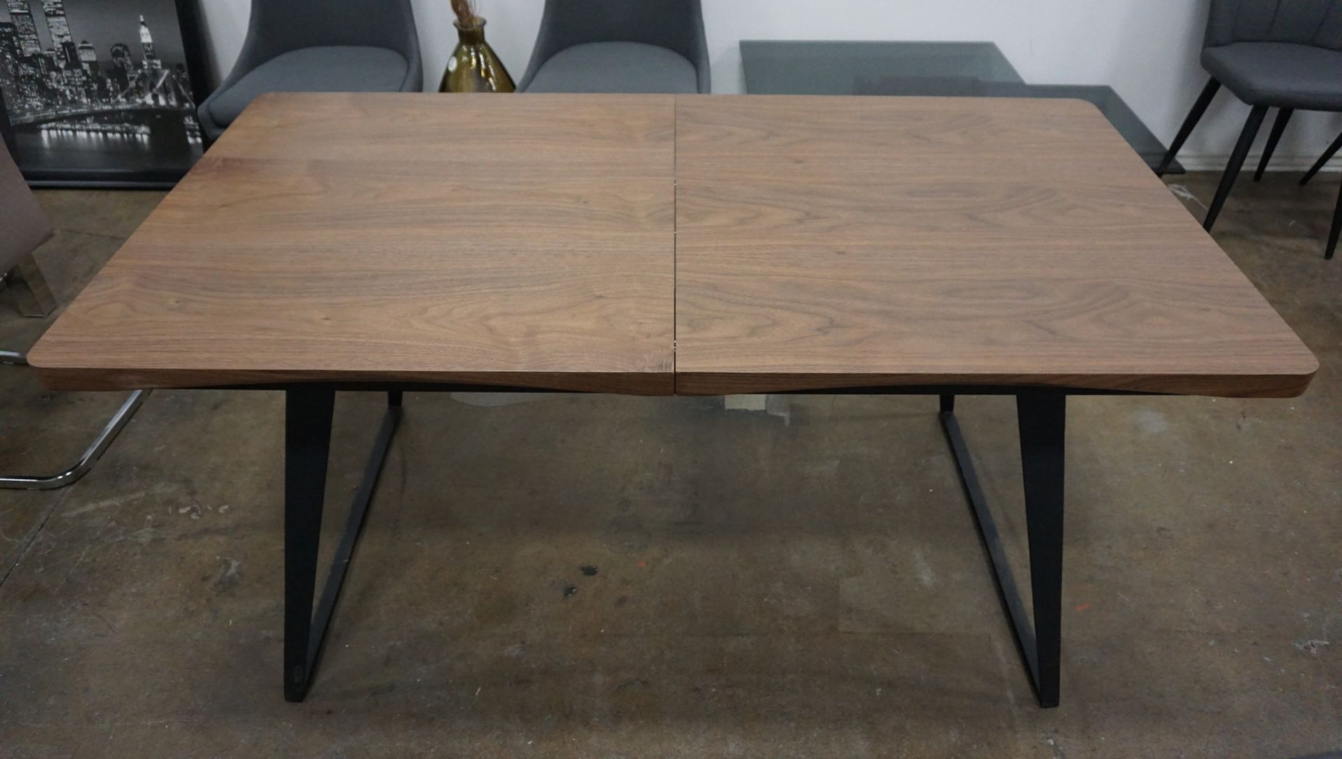 WOOD VENEER APPROX. 59"L X 39.5"W X 30"H EXTENDABLE DINING TABLE