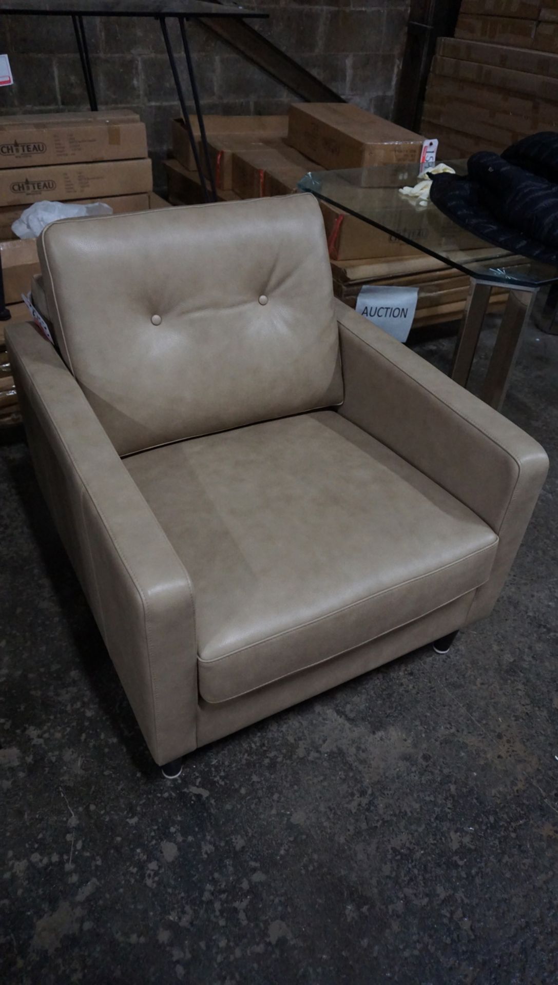 LT BROWN 100% GENUINE LEATHER ARM CHAIR (MADE IN CANADA)