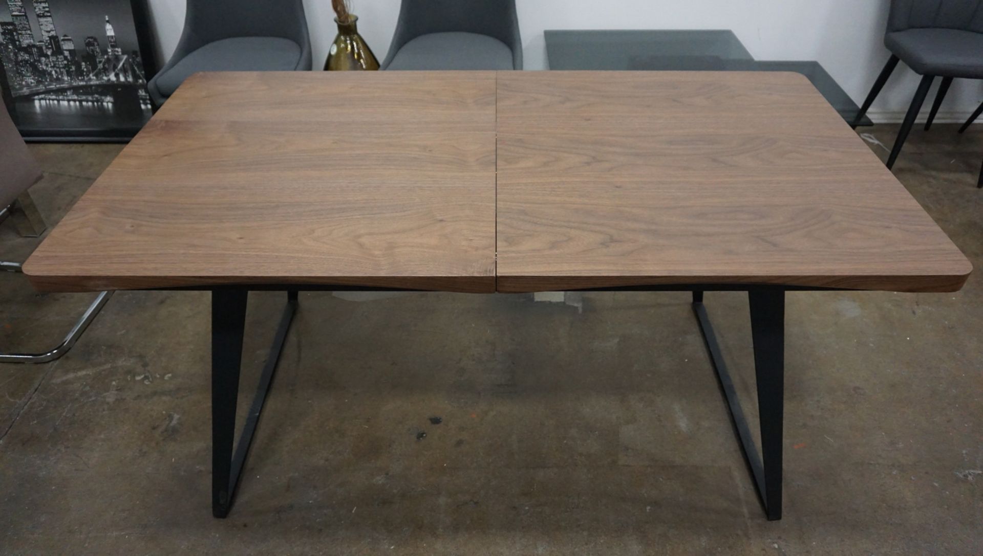 WOOD VENEER APPROX. 59"L X 39.5"W X 30"H EXTENDABLE DINING TABLE