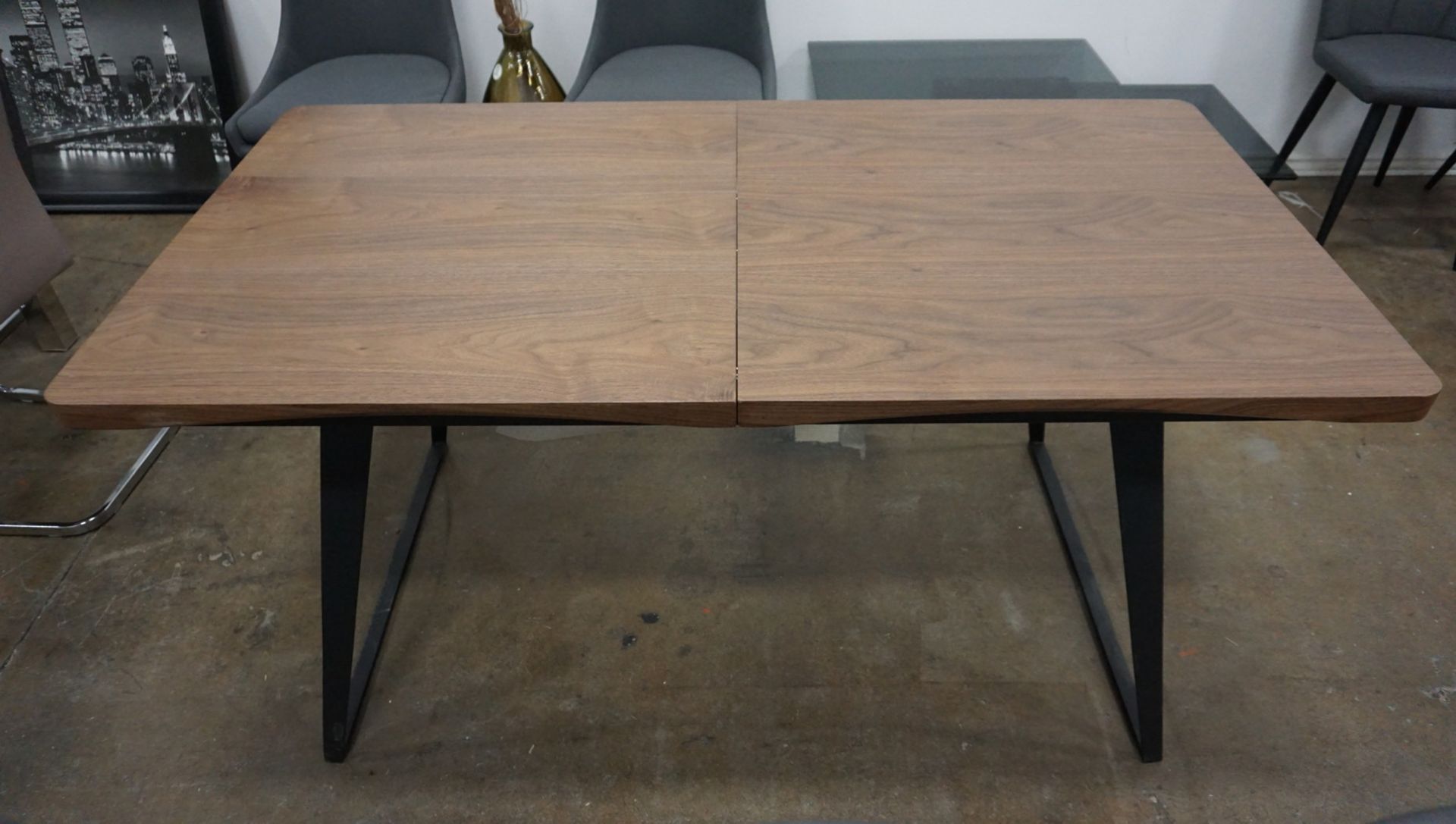 WOOD VENEER APPROX. 59"L X 39.5"W X 30"H EXTENDABLE DINING TABLE