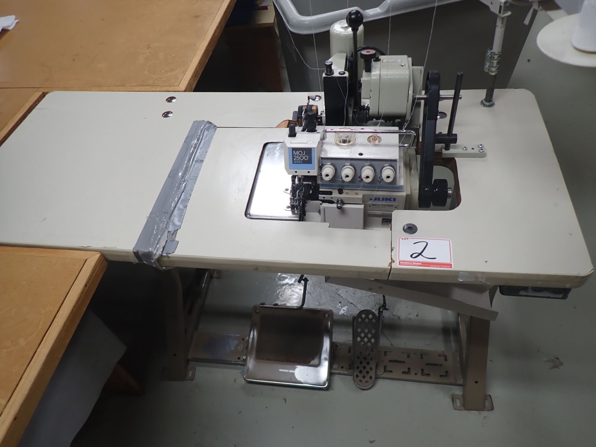 JUKI MOJ-2516N 5-THREAD SAFETY SERGER W/ SHING PK PULLER - Image 10 of 10