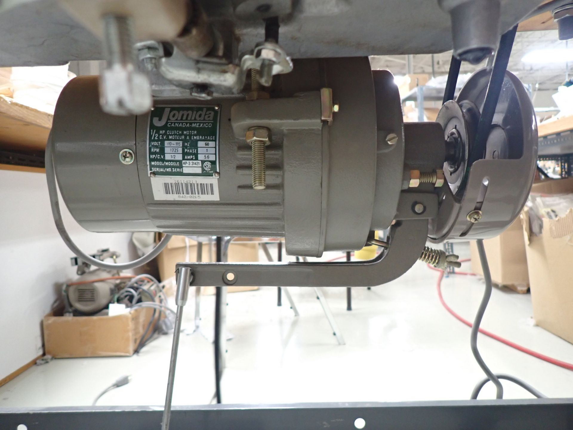 JUKI LH-1152-4 DOUBLE NEEDLE MACHINE (APPROX. 1/4" GAP) - Image 7 of 8