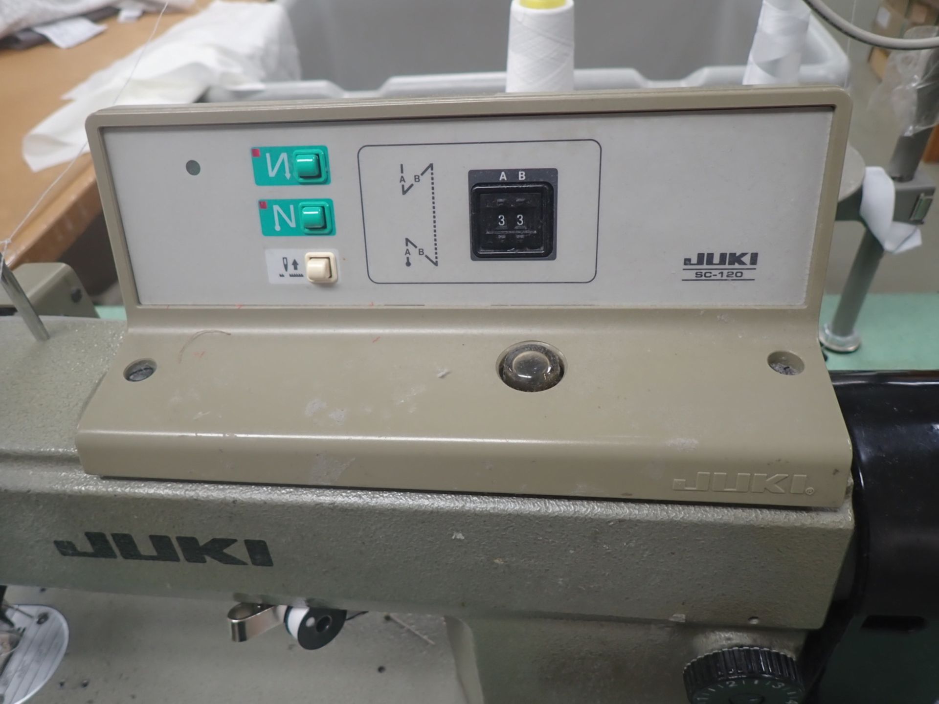 JUKI DDL-5550 SINGLE NEEDLE MACHINE W/ RACING PS PULLER + BINDING FOLDER (110V) - Image 3 of 8