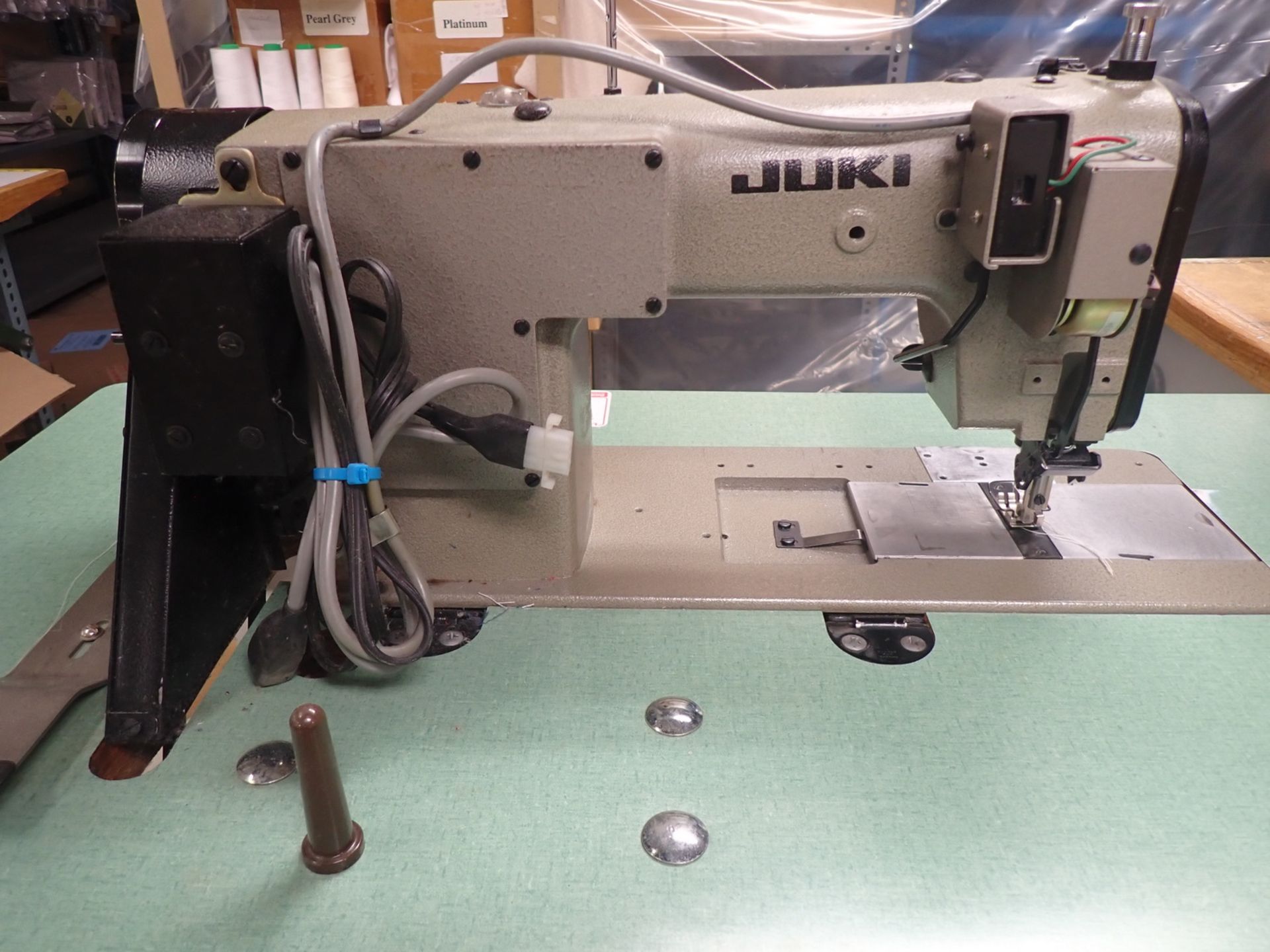 JUKI LH-1152-4 DOUBLE NEEDLE MACHINE (APPROX. 1/4" GAP) - Image 5 of 8