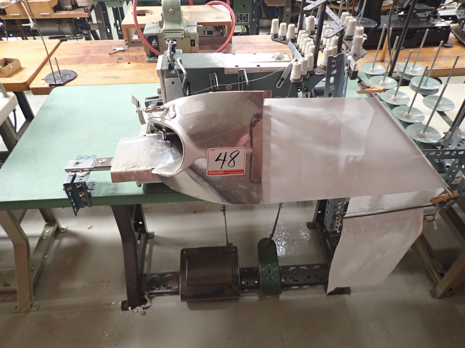 KANSAI DFB-1425P MULTI NEEDLE CHAIN STITCH MACHINE W/ FEED FOLDER ATTACHMENT + PULLER