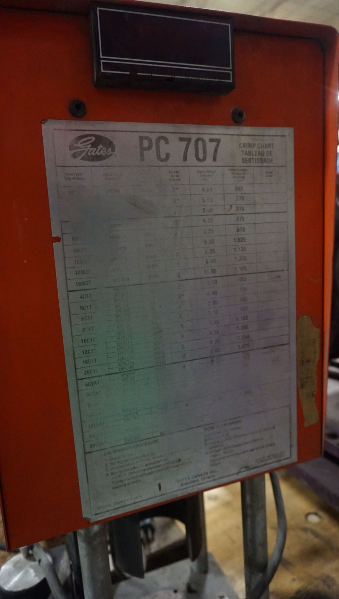 LOT - GATES PC 707 HYDRAULIC HOSE CRIMPER C/W SPARE DIES - Image 2 of 4