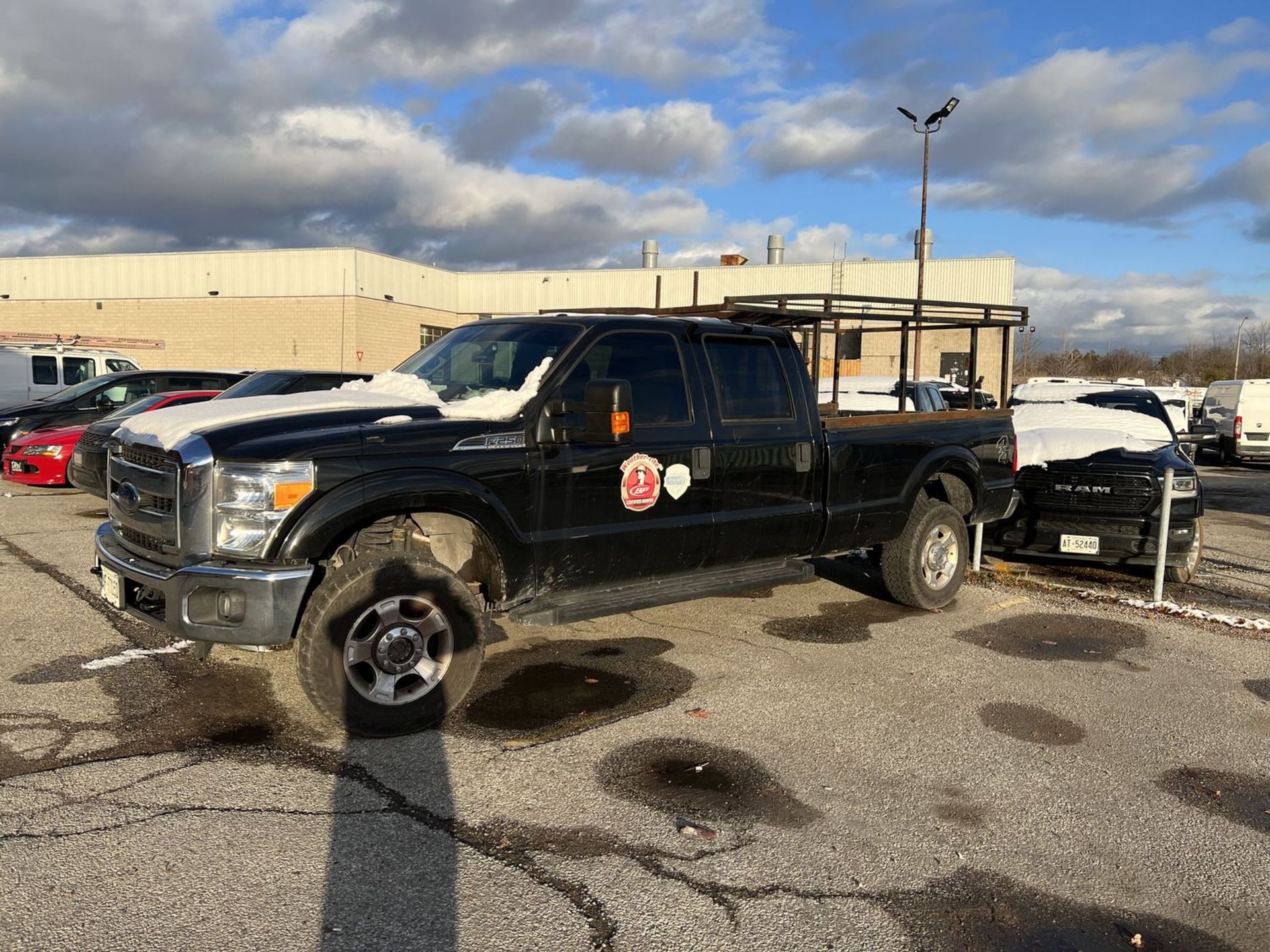 2014 FORD F250SD XLT PICKUP TRUCK 4X4 W/ 6.2L V8 GAS ENGINE, VIN 1FT7W2B68EEB71504 (229,239 KM) (