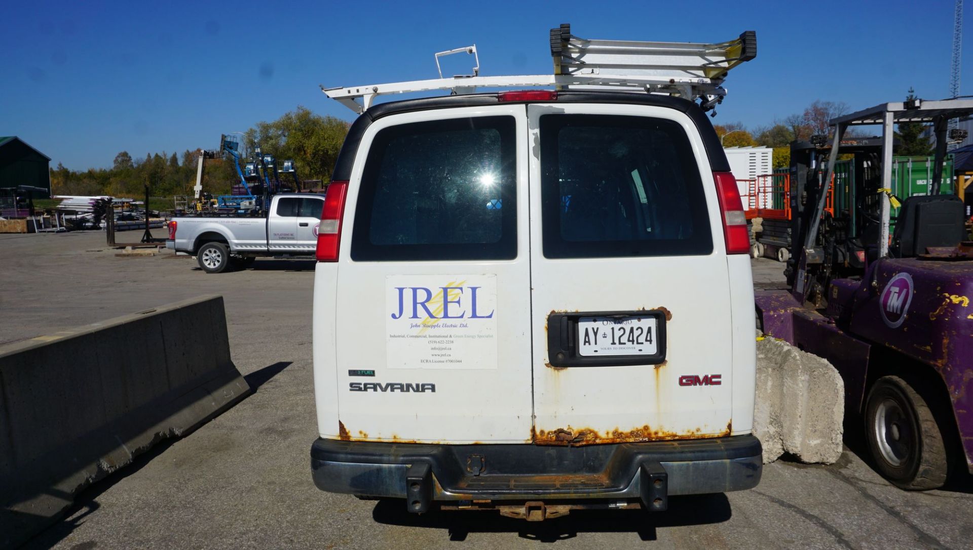 2010 GMC SAVANA CARGO VAN, 4X2, W/ V8 GAS ENGINE, VIN 1GTZGFBA5A1148670 (APPROX. 270,000 KMS) - Image 6 of 10