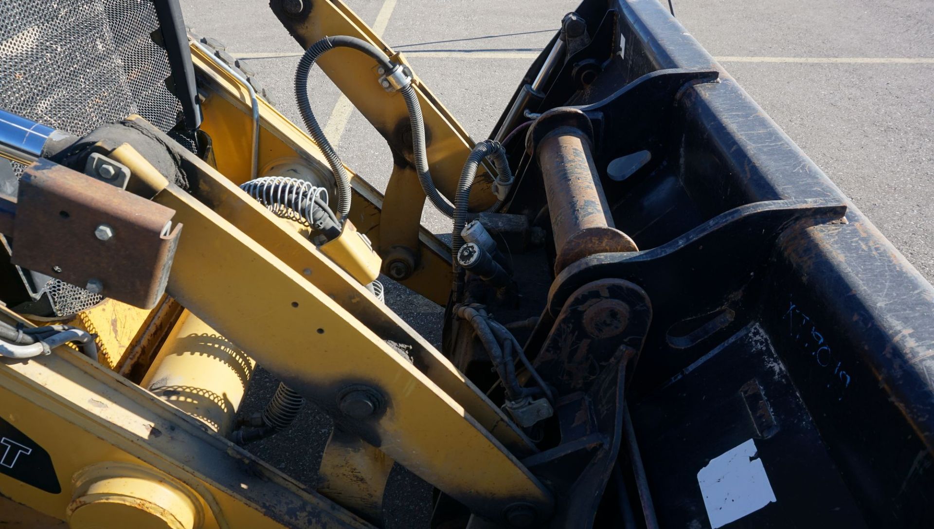 2012 CATERPILLAR MODEL 420E BACKHOE LOADER W/ ENCLOSED CAB, S/N CAT0420EEDAN02030 (5,124 HOURS) C/ - Image 13 of 18