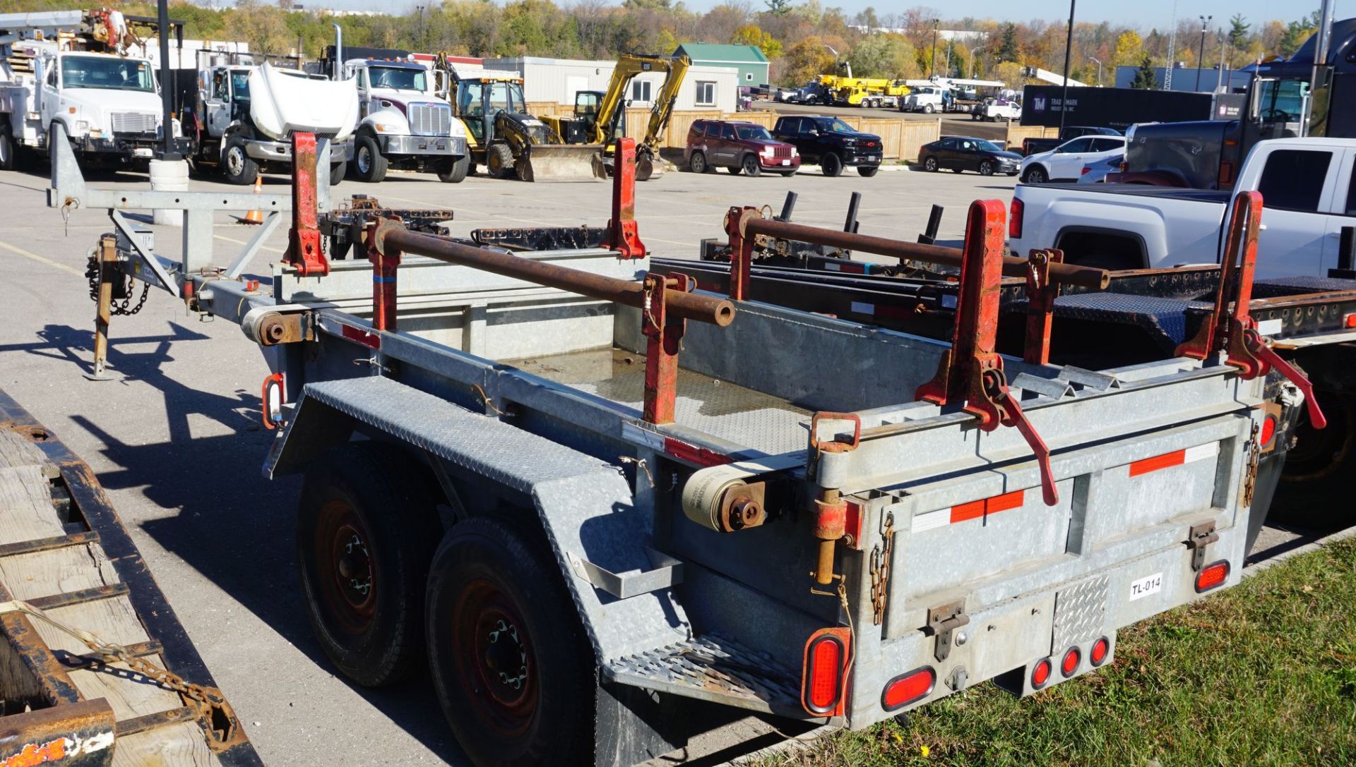 2015 BRINDLE PRODUCTS MODEL PMT132 TANDEM AXLE POLE/MATERIAL TRAILER, VIN 1LPMP4028EG085636 - Image 9 of 12