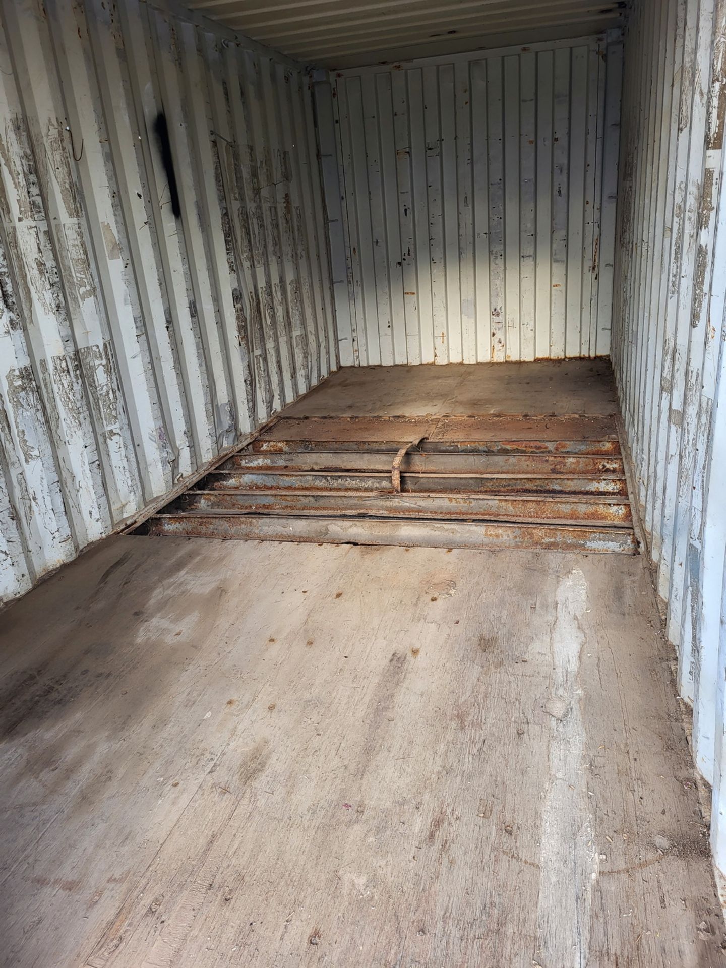 STEEL APPROX. 238"L X 102"H (1,170 CUFT) STEEL STORAGE SEA CONTAINER (FLOOR & DOORS NEED REPAIR) - Image 4 of 6