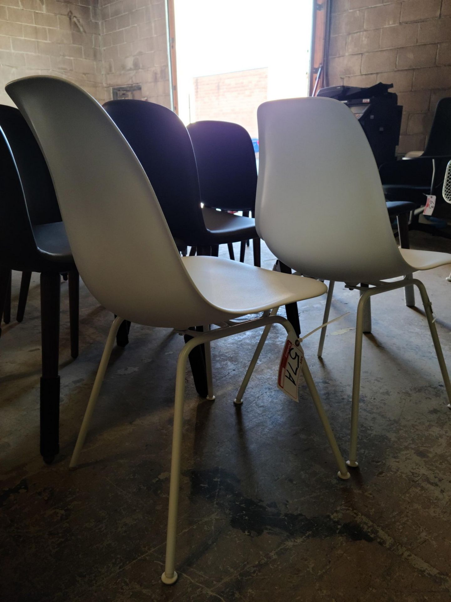 UNITS - HERMAN MILLER WHITE EAMES SHELL CHAIR W/ WHITE METAL BASE - Image 2 of 2