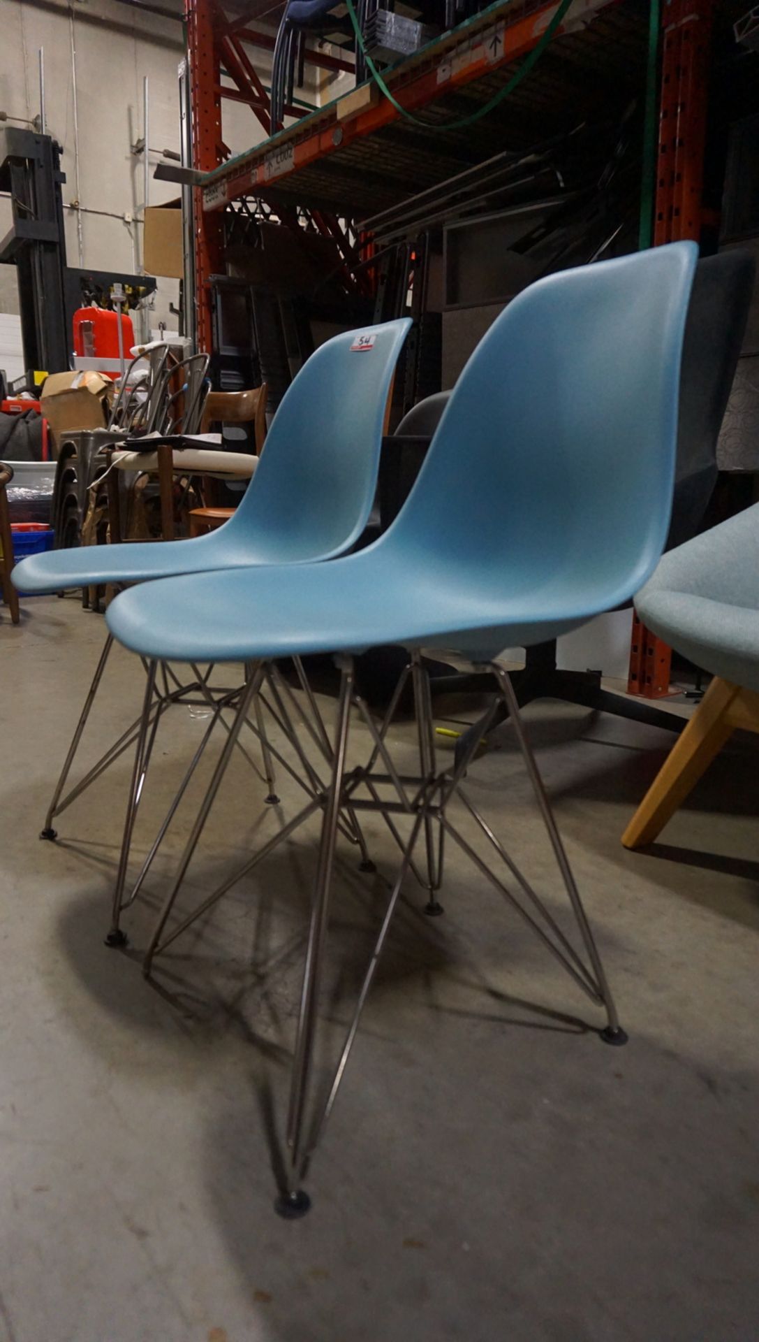 UNITS - HERMAN MILLER EAMES MOLDED PLASTIC SHELL CHAIR W/ EIFFEL TOWER BASE (BLUE) (MSRP $550)