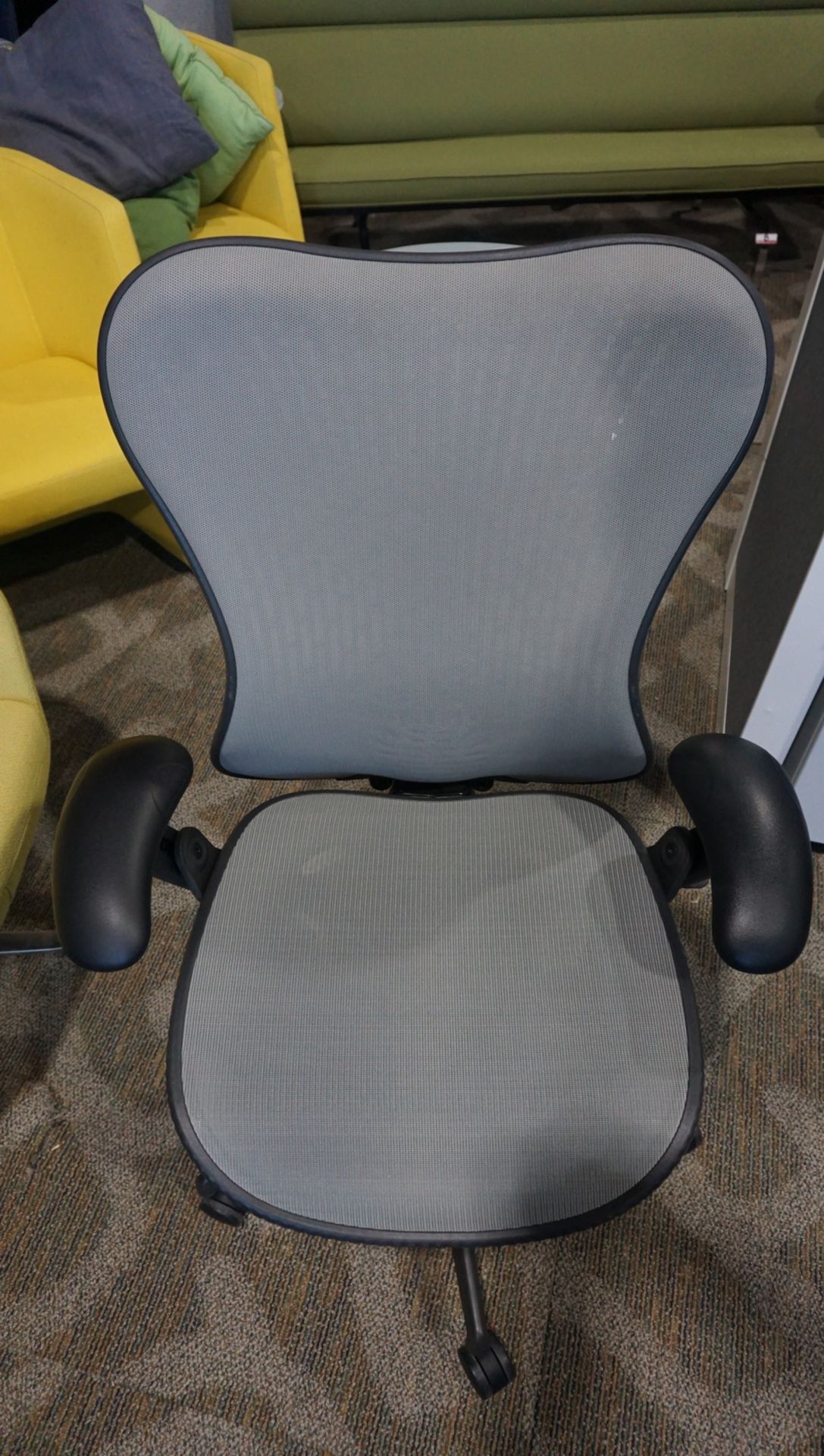 HERMAN MILLER MIRRA 1 OFFICE CHAIR W/ LUMBAR SUPPORT, BACK LOCK, ARM / SEAT ADJUSTMENTS - Image 5 of 5
