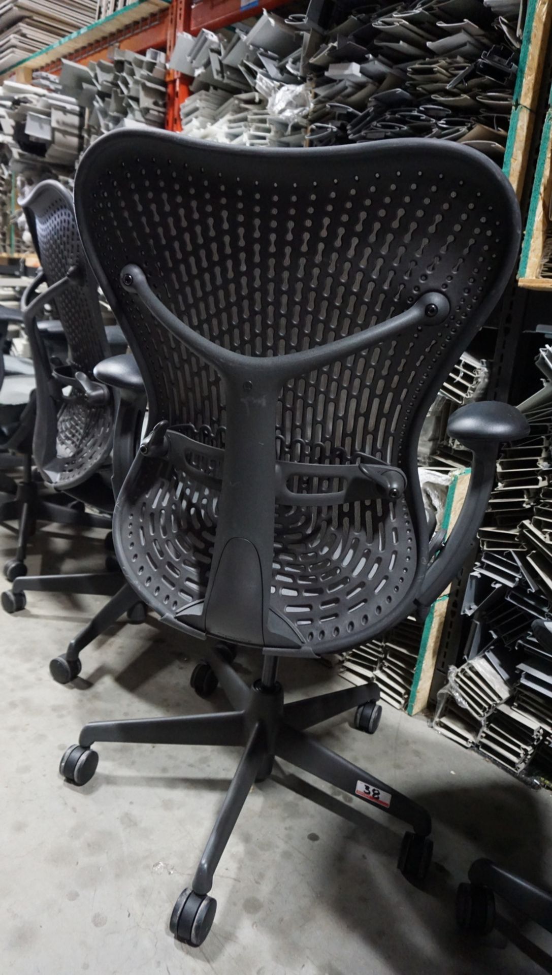 HERMAN MILLER MIRRA 1 OFFICE CHAIR W/ LUMBAR SUPPORT, BACK LOCK, ARM / SEAT ADJUSTMENTS - Image 2 of 2