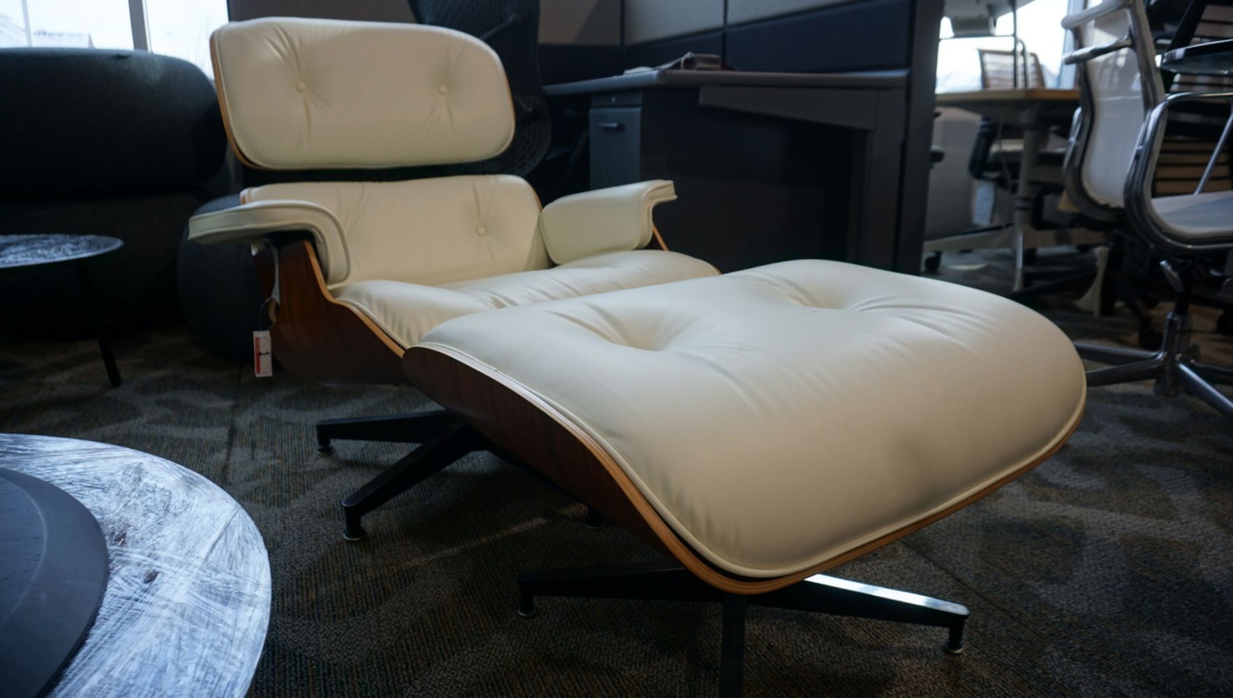 Designer High Performance & Luxury Seating