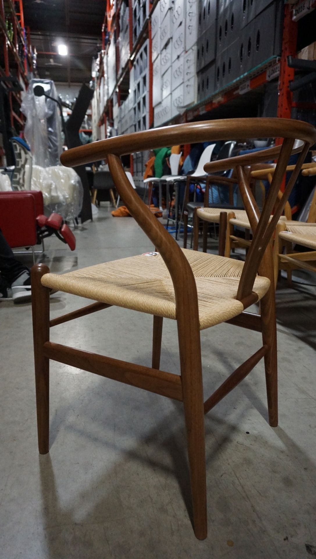 CARL HANSEN & SON WISHBONE CHAIR (MADE IN DENMARK) (MSRP $975) - Image 2 of 2