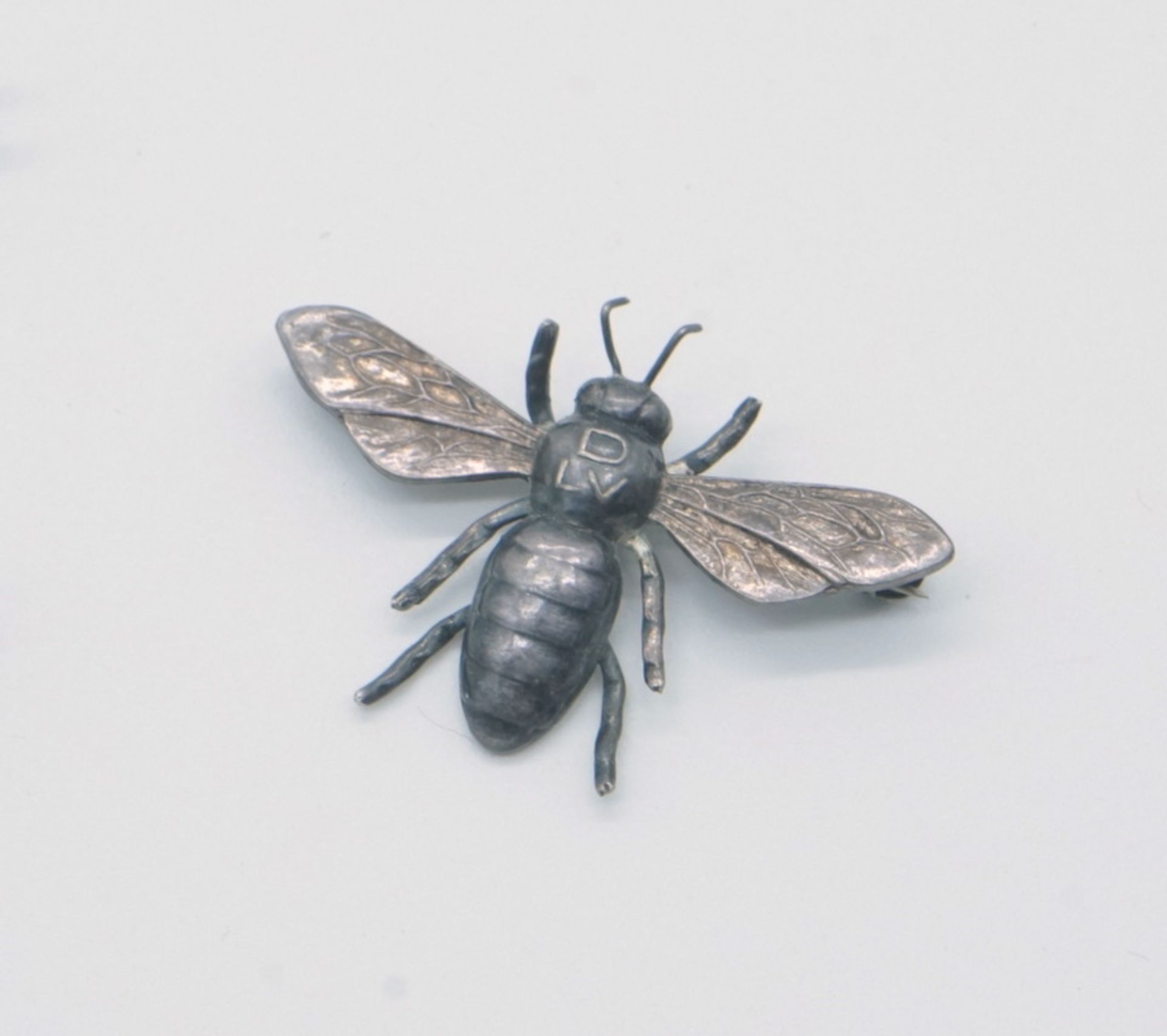 Greifenkunst: Bienenbrosche und zwei Vobelbroschen, 835er Silber - Image 2 of 3