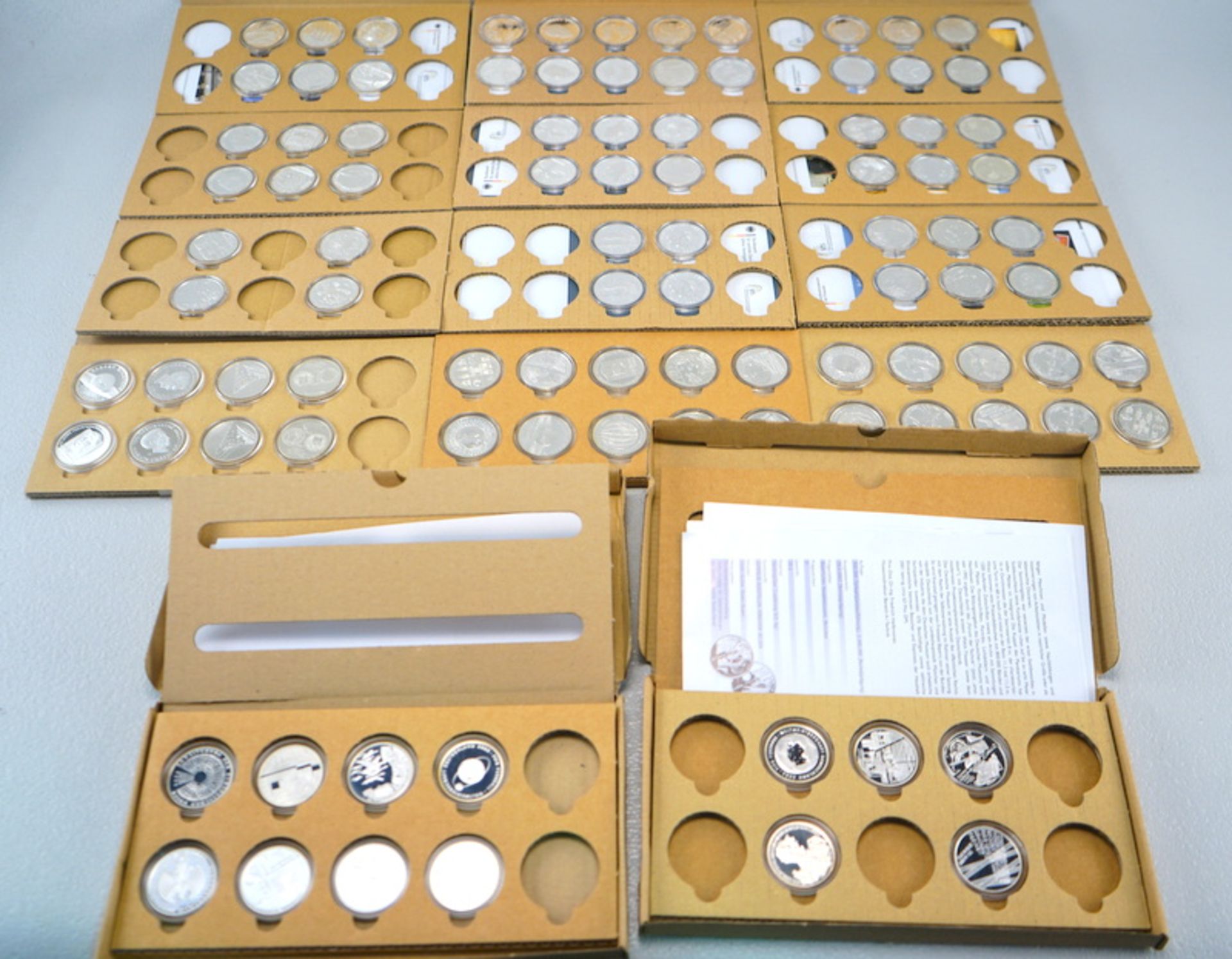 95x 10 Euro-Gedenkmünzen, 625er Silber, Gesamtgew. 1330 g