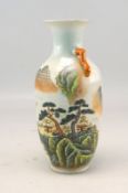 Enghals-Henkel-Vase, China, 20. Jhd.