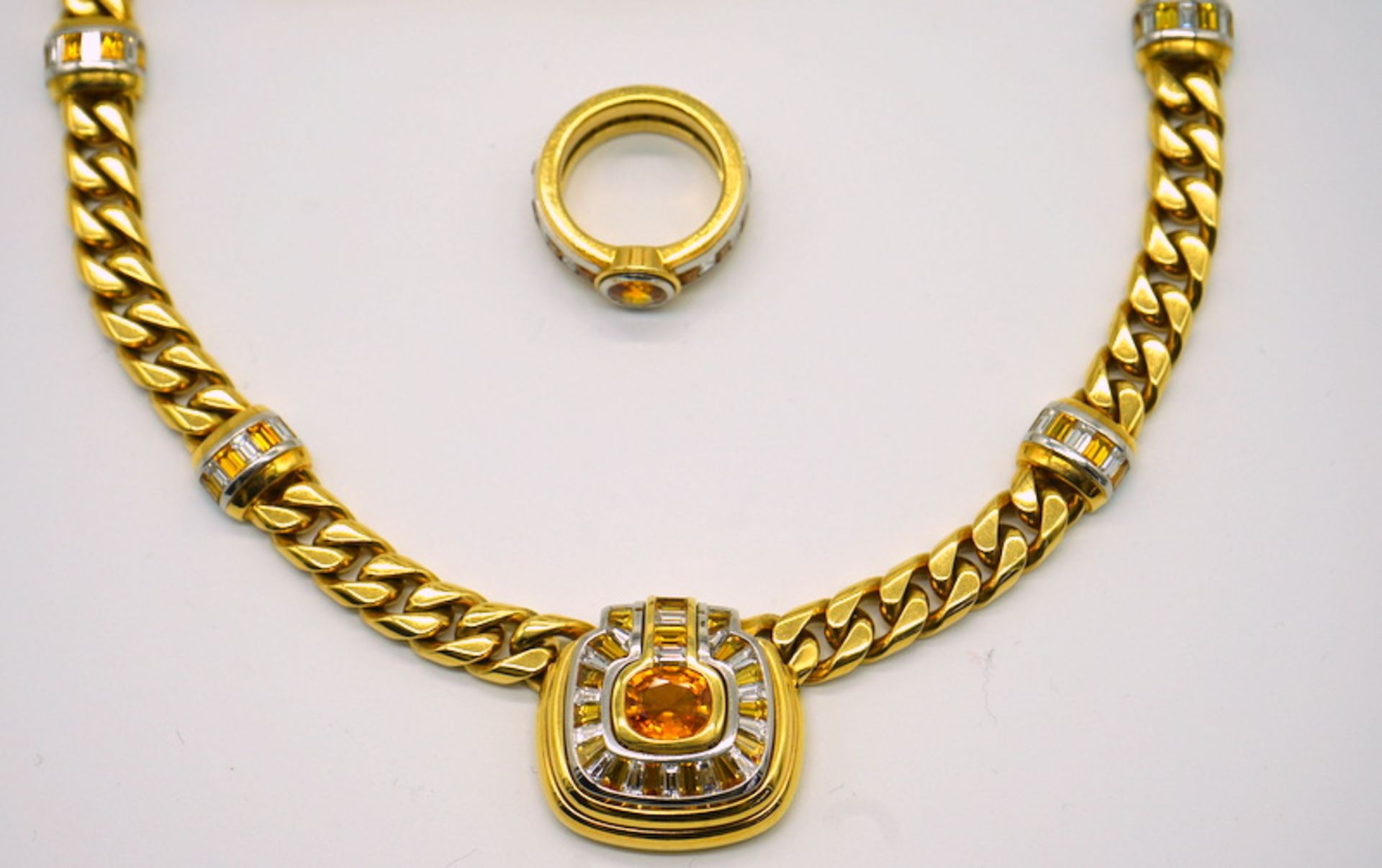Parure mit Diamanten und gelben Saphiren, 750 GG, Juweliersanfertigung - Image 6 of 10