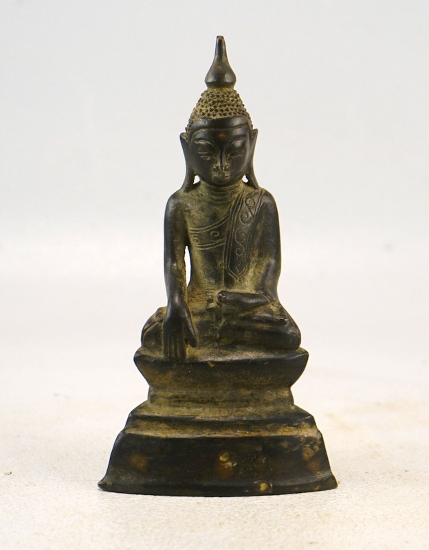 Buddha, Bronzeplastik, Thailand, 19. Jhd.