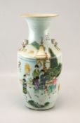 Interessante Rolleauvase, China Qing Dyn.