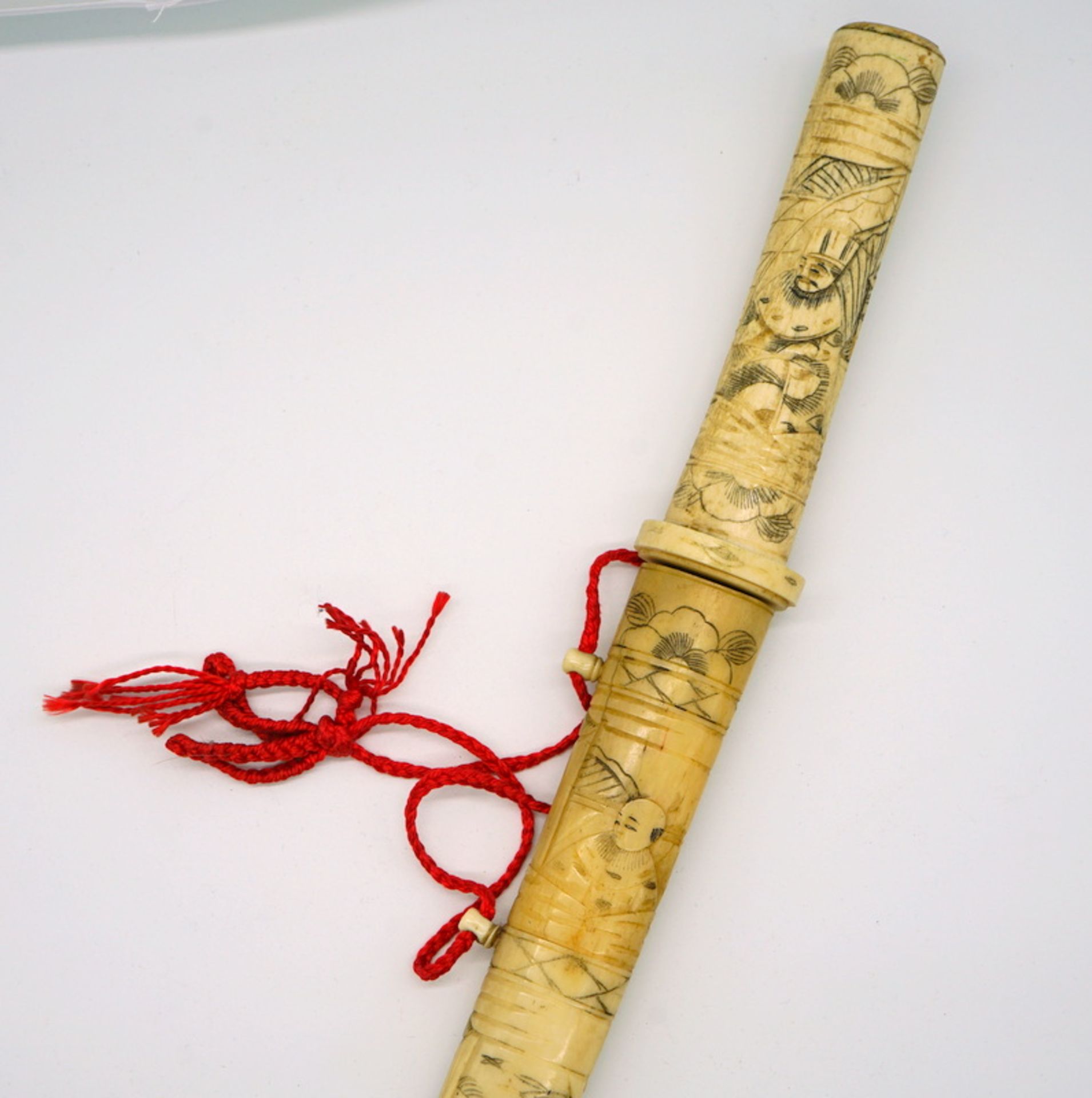 Japanisches Kurzschwert "Wakizashi", Bein vollständig graviert - Bild 3 aus 7