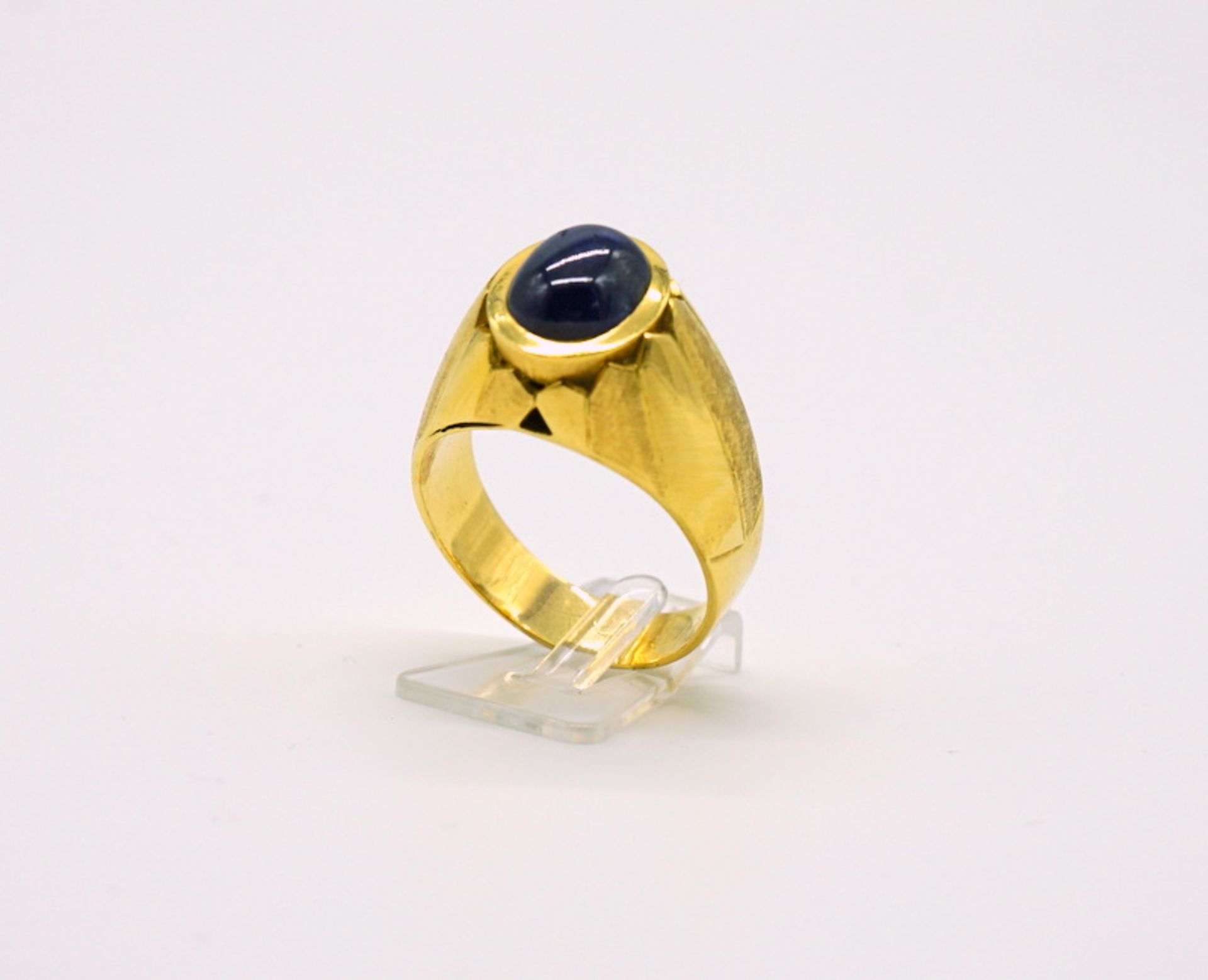 Herrenring mit Saphir-Cabochon, 750 GG - Image 4 of 4