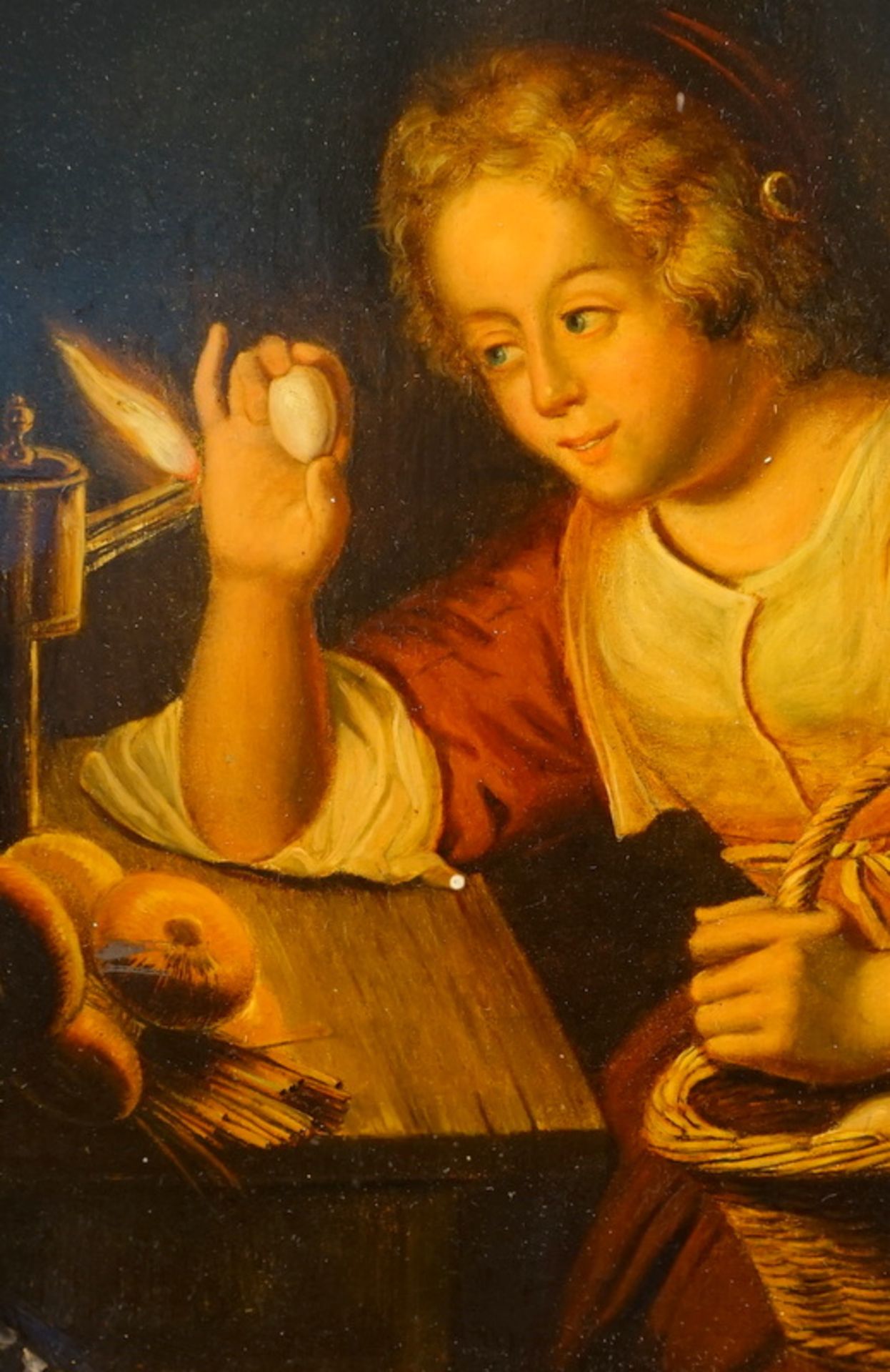Stobwasser Lackwarenmanufaktur Braunschweig: Junge Frau beim nächtlichem Examinieren von Eiern - Image 2 of 3