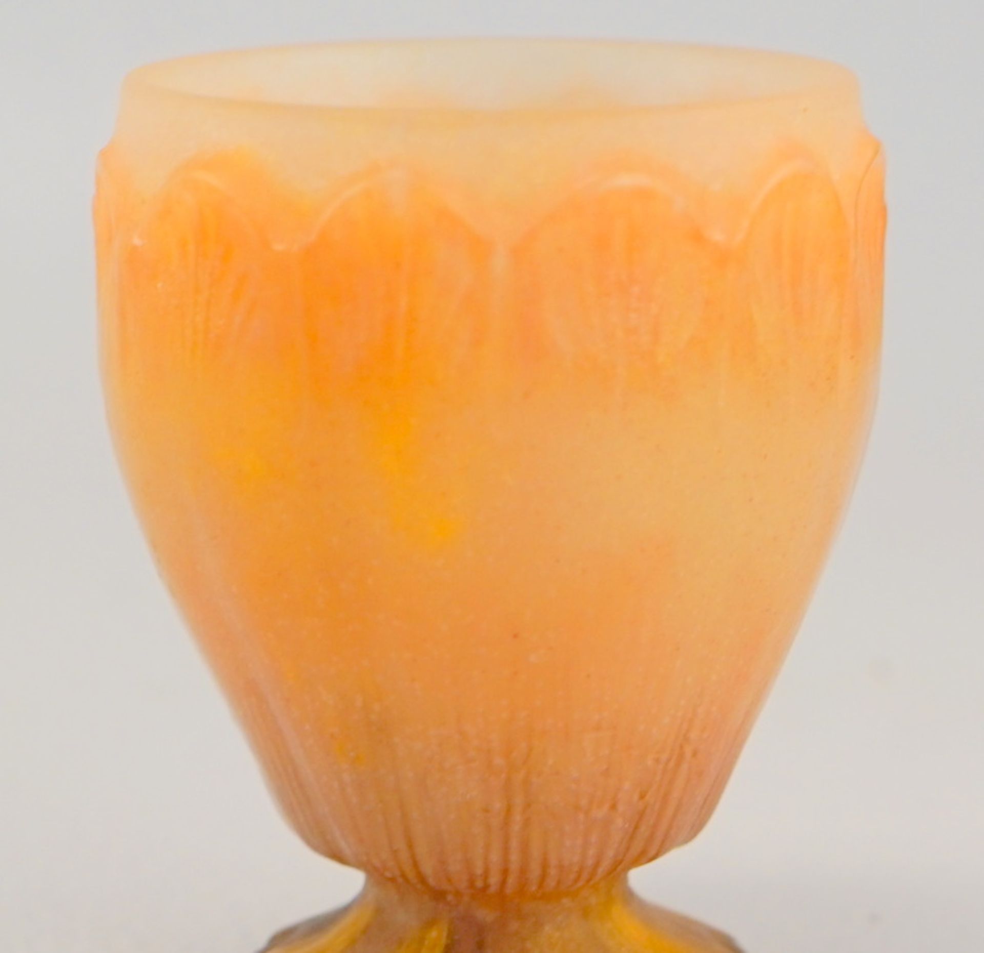 Amalric Walter, Nancy: Selten kleine Vase, Pâte de verre, Entw. Henry Bergé, Jugendstil, um 1920 - Image 2 of 3