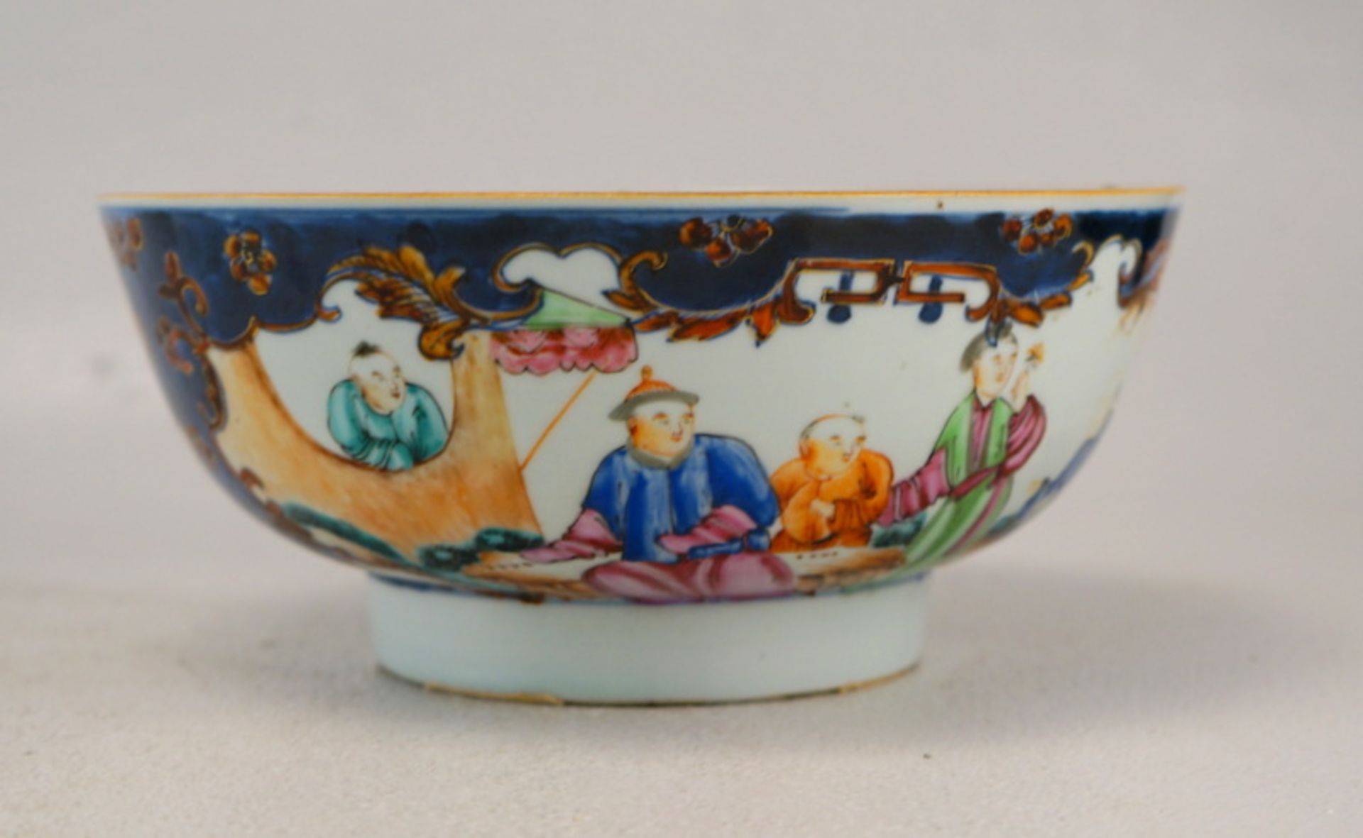 Großer Bowl, Schale Mandarin Dekor ca. 1780-1820, China - Bild 3 aus 4