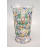 Egerländer Vase mit transluzider Malerei