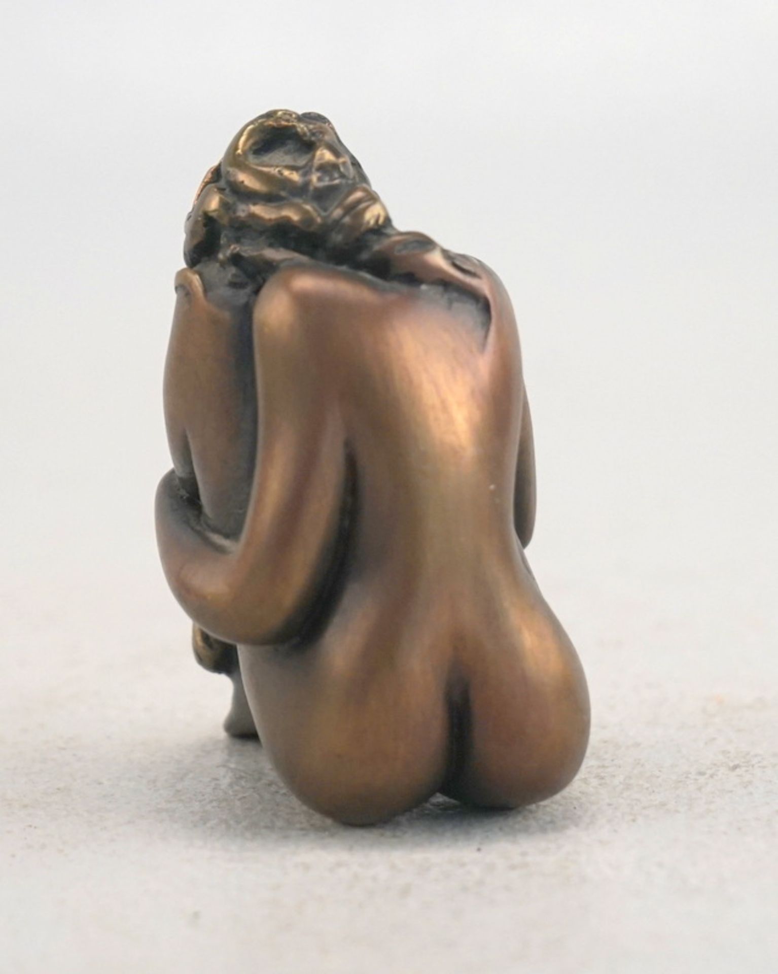 Kleiner weiblicher Akt, Bronze, 20. Jhd., wohl E. Schmitz - Image 4 of 4