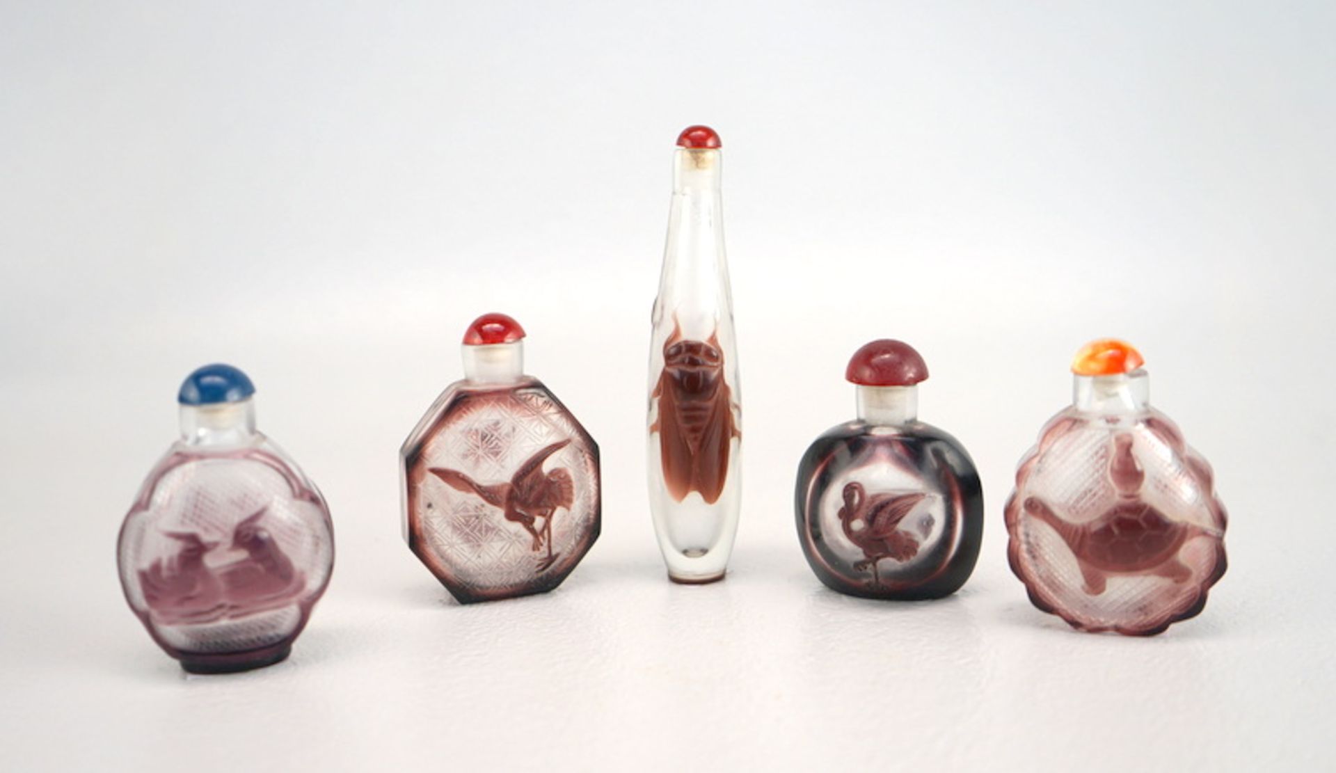 Fünf Snuff Bottles, Peking Glas