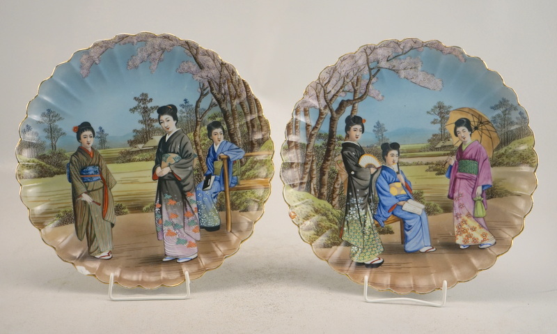Pärchen Fächerplatten mit Geisha Darstellungen Japan 1 Drittel 20Jh.