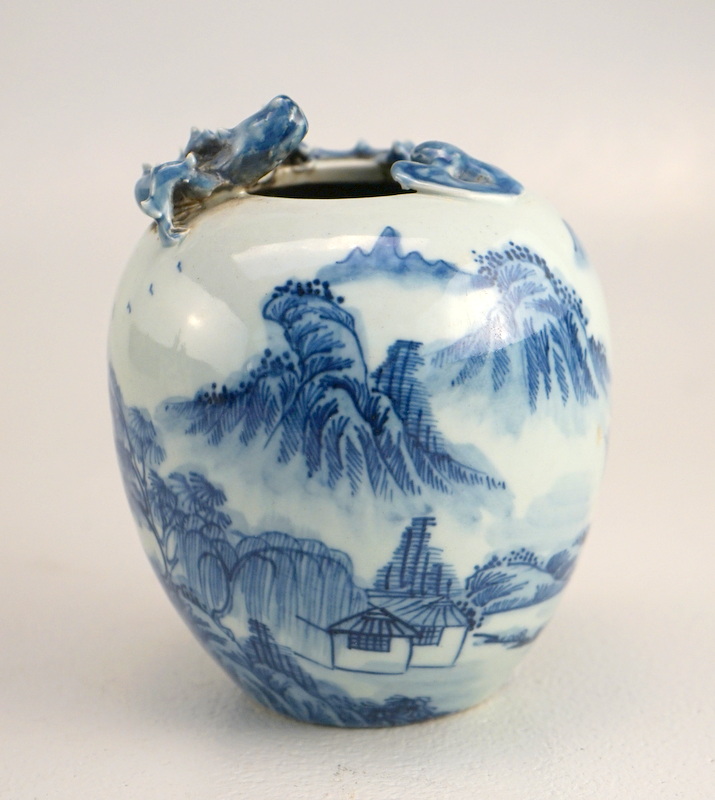 Chinesische Vase Republic -mit Vollpl. Fledermaus und Quiling-Fabeltier