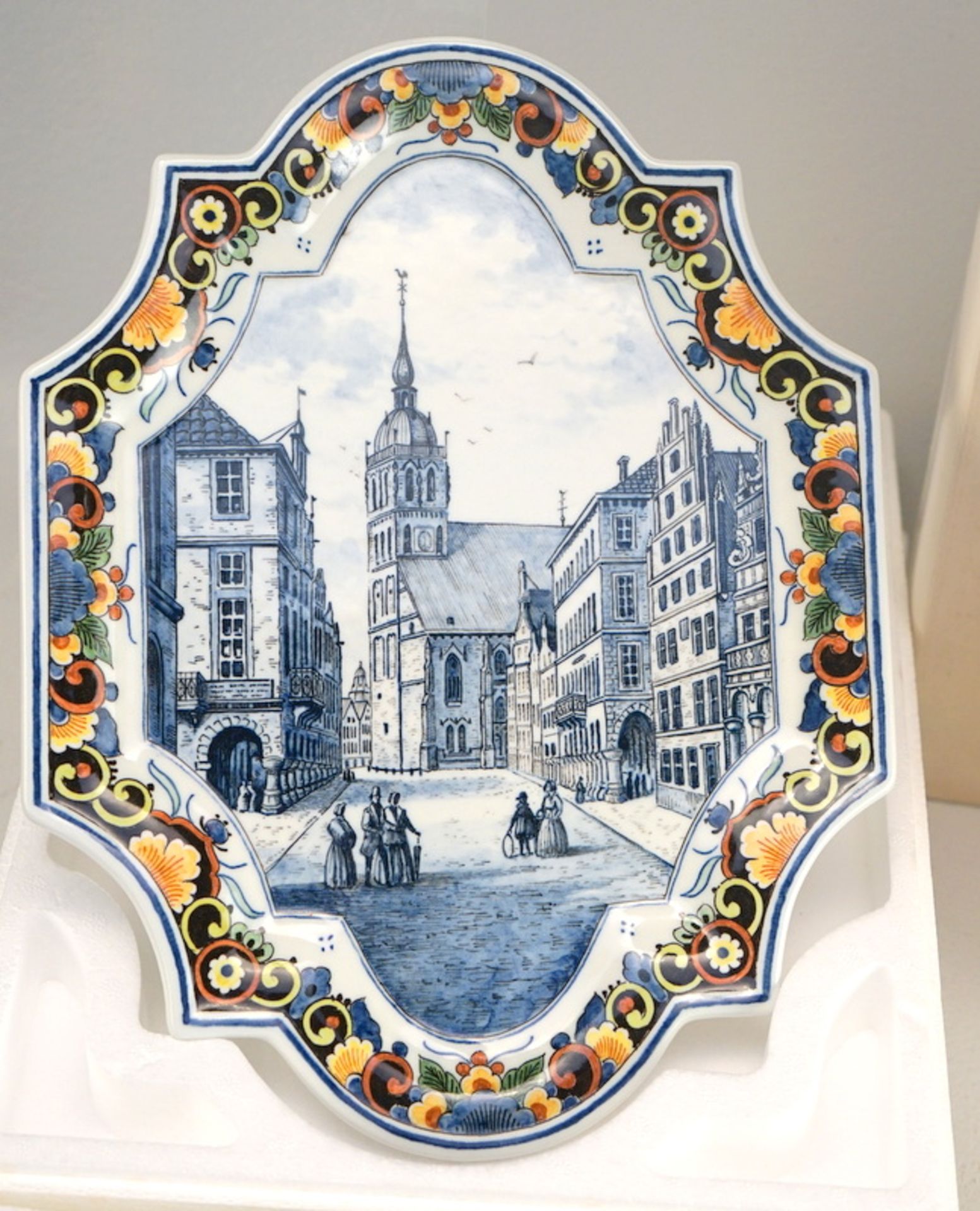 N.V. Royal Delft Ware Manufactory: Porceleyne Fles anno 1653, Münster verschiedene Motive - Image 2 of 3