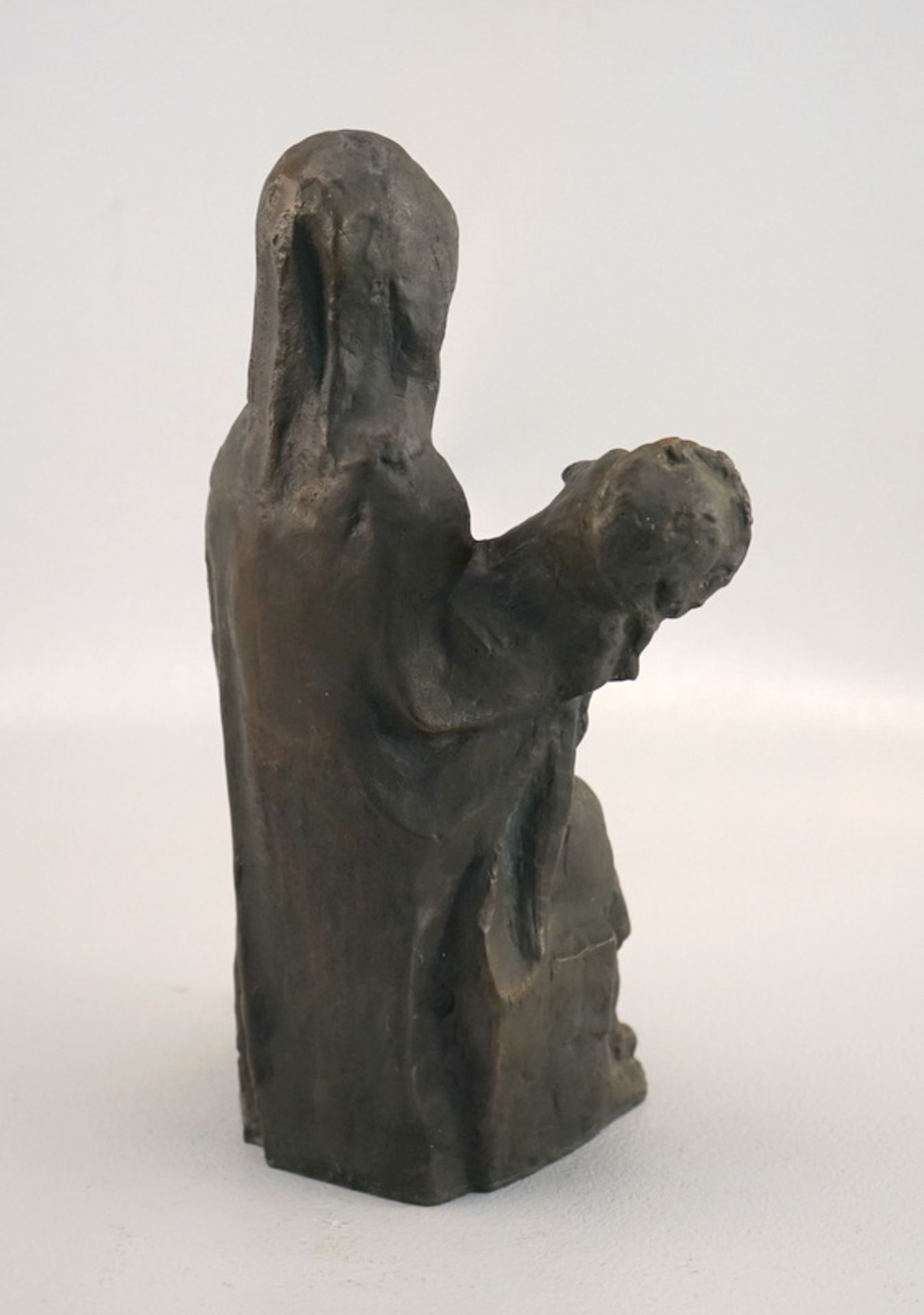 Pieta, schwerer Bronzeguss, 20. Jhd. - Image 5 of 6