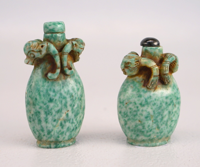 Zwei Snuff Bottles, Jadeit