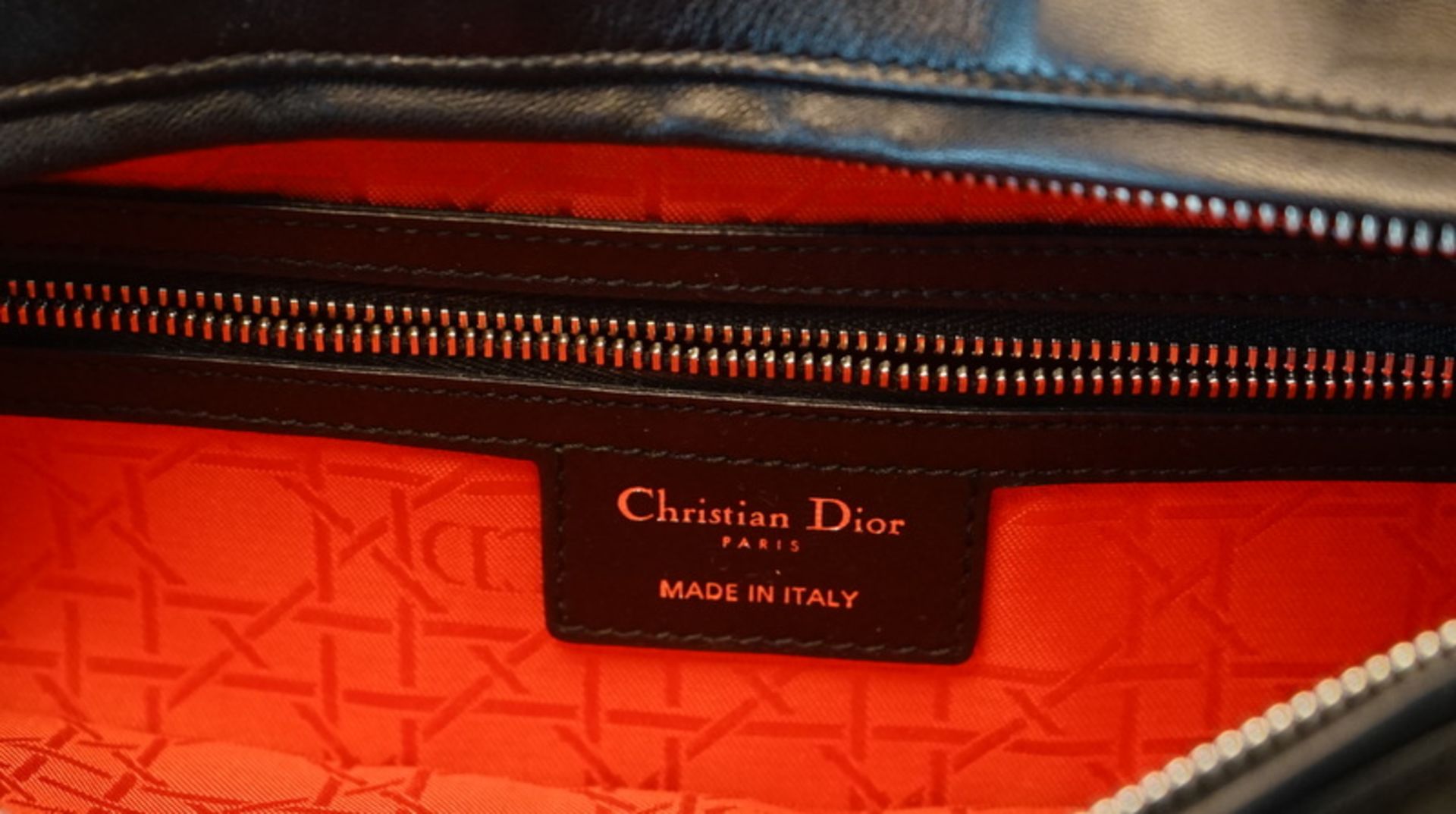 Dior, Christian: Mittelgroße Lady Dior Tasche - Bild 4 aus 5