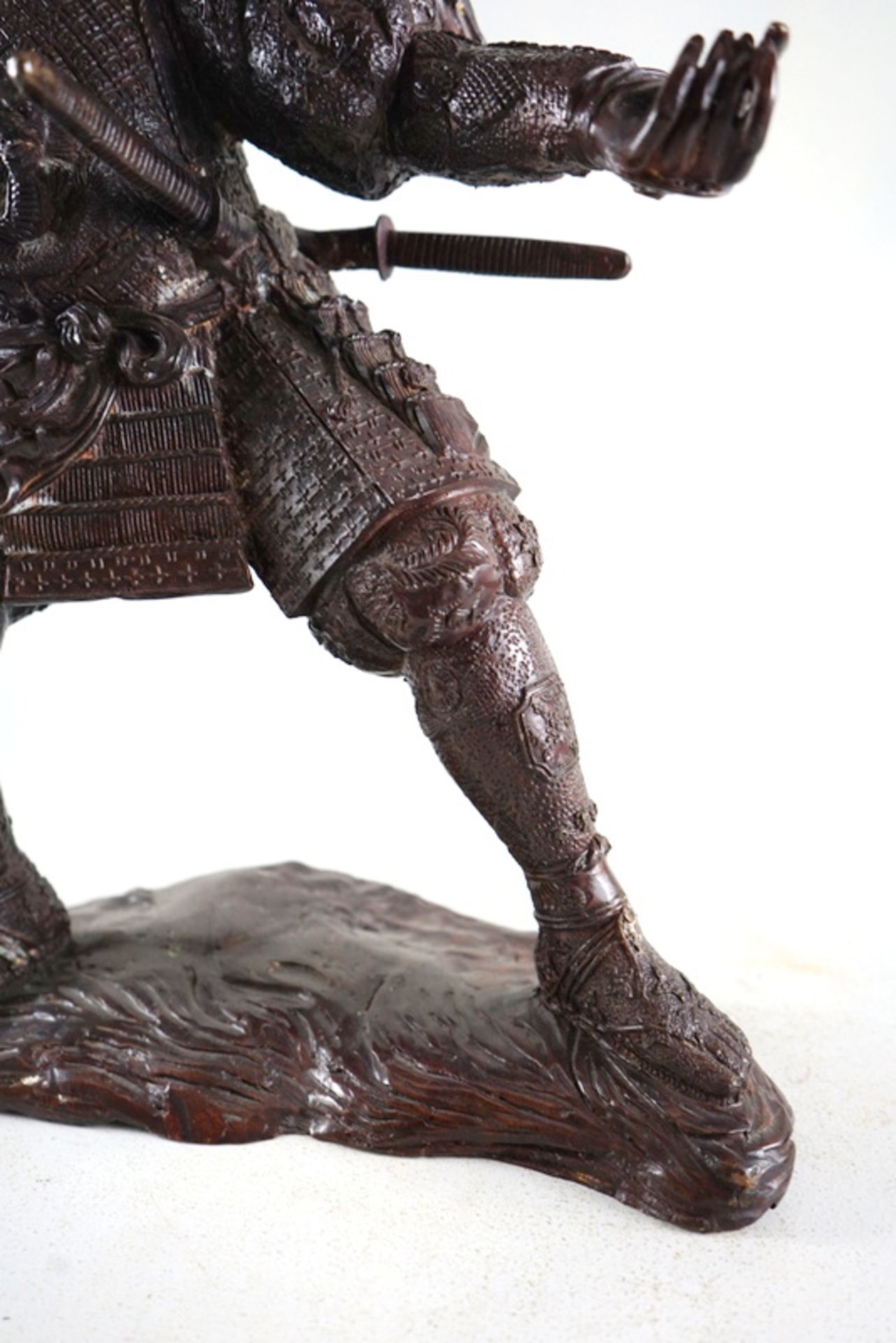 Bronze eines historischen Samurai- Kriegers I, Höhe 57cm - Image 4 of 4