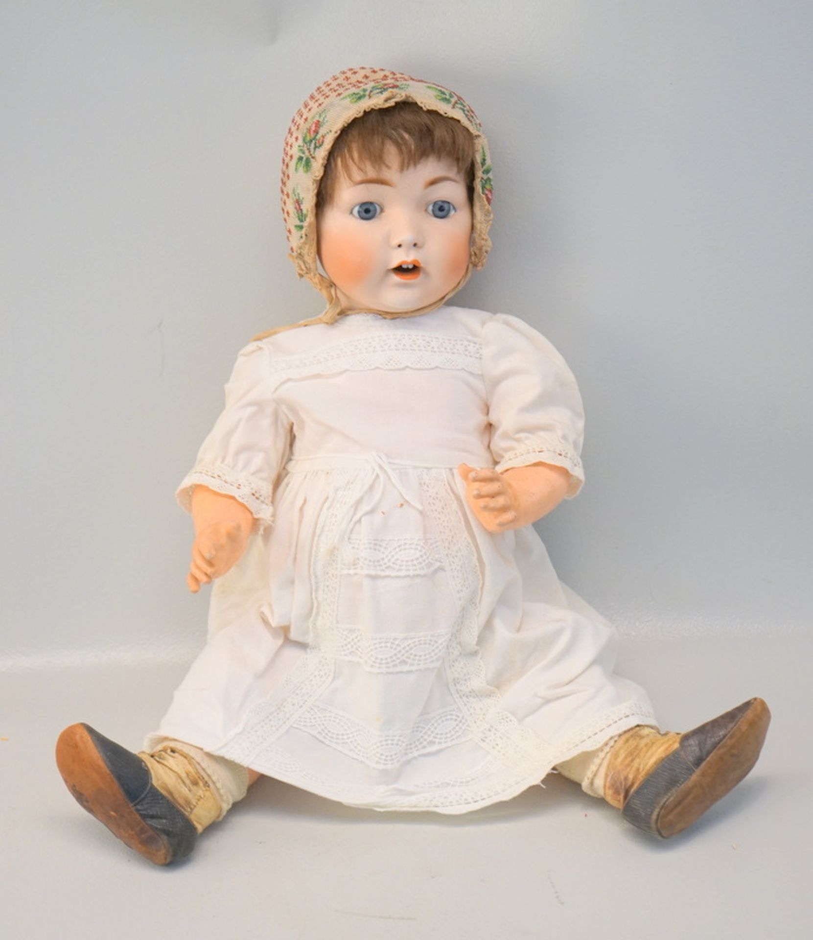 Grosse Porzellankopfpuppe Made in Gemany - ca um 1920