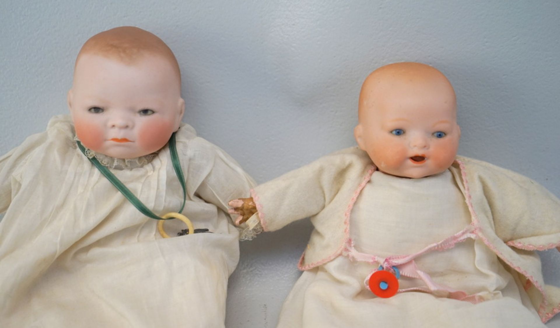 2 Babypuppen: Das Sprechende Baby und Bye low Baby doll 1920 - Bild 2 aus 4